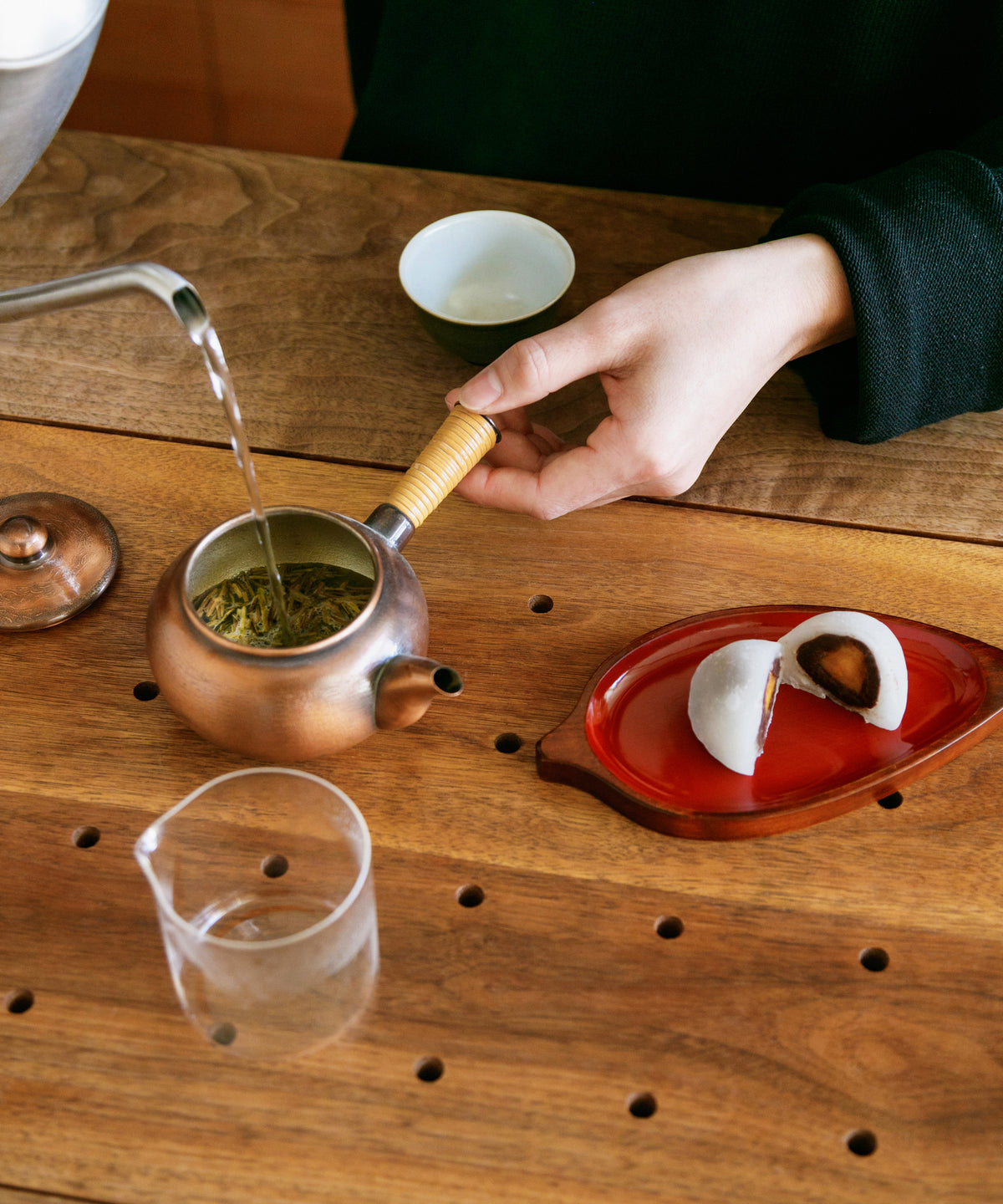 Tea & Wagashi with Saki Fukuda: Sun, November 17