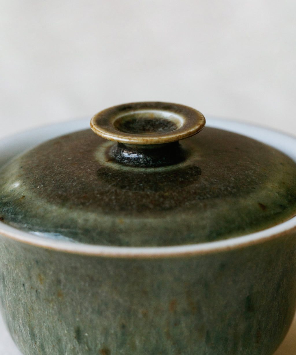 Small Purple Rain Gaiwan lid detail, purple rain glaze texture, Jingdezhen clay and porcelain