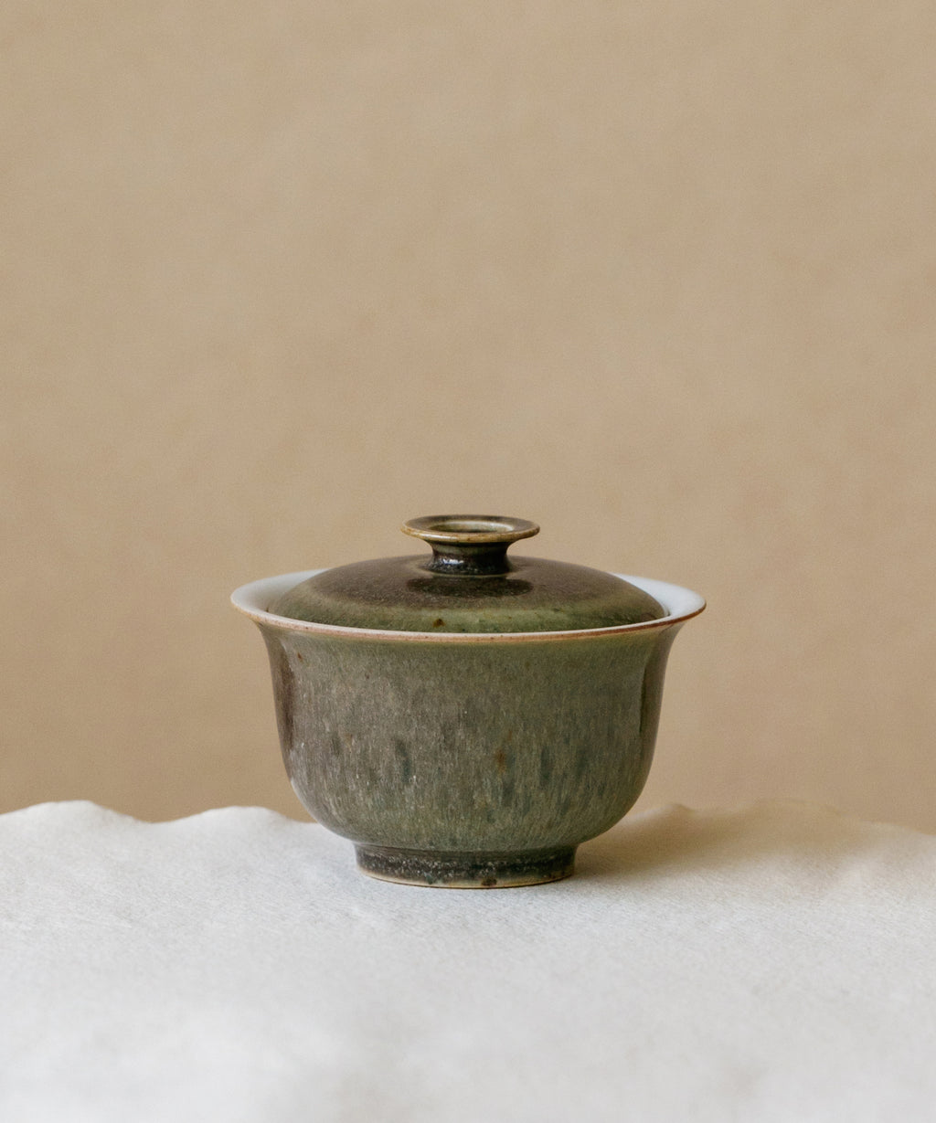 Small Purple Rain Gaiwan, handcrafted gaiwan by Wang Xinghua, Jingdezhen, purple rain glaze