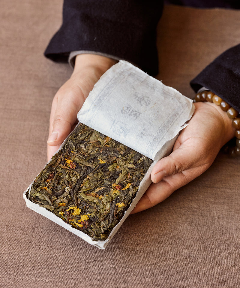 Snow Chrysanthemum & Pu’erh