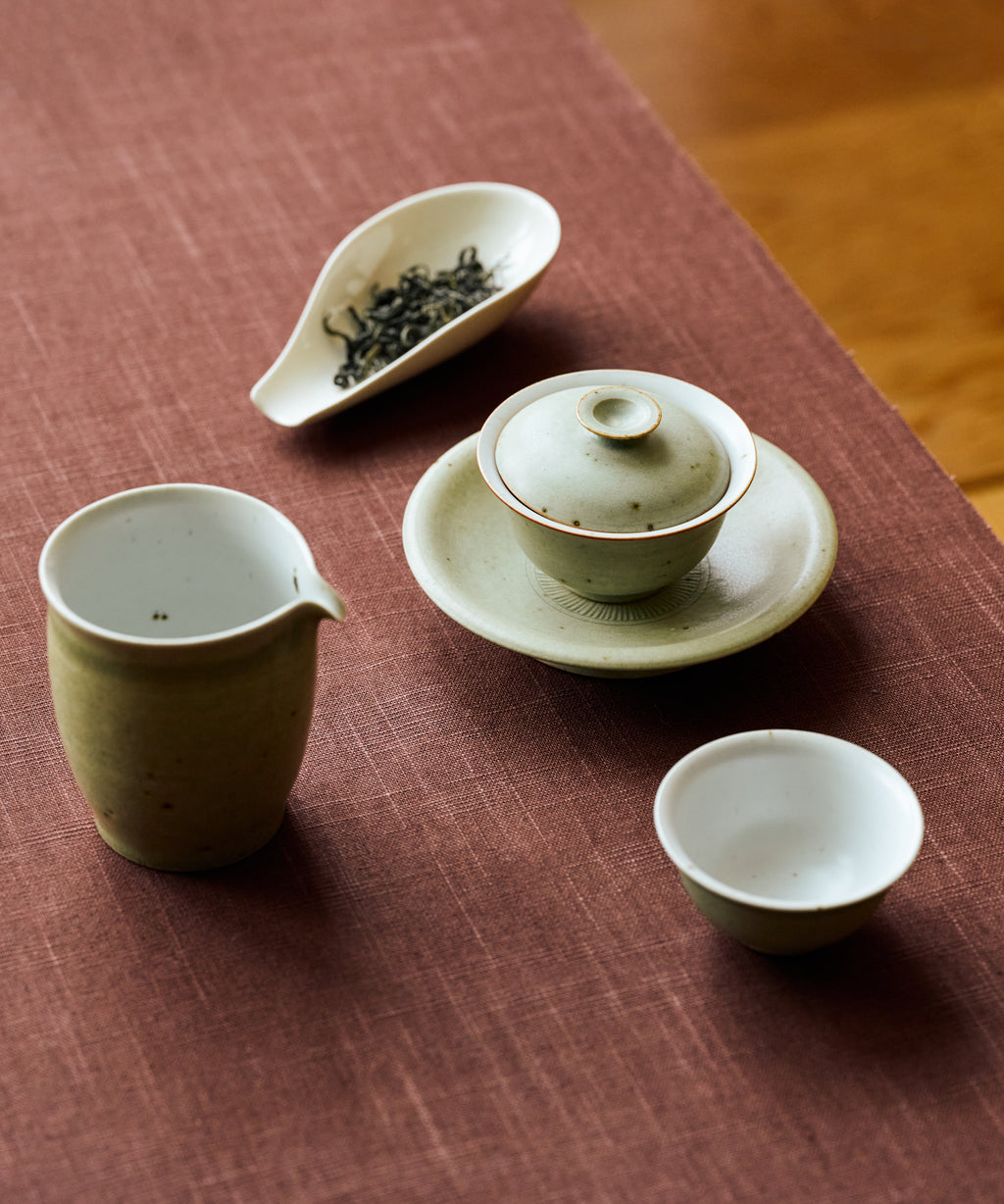 Takahashi's Oolong Inzatsu 131 dry leaves, rare Indian varietal cultivated in Shizuoka, Japan