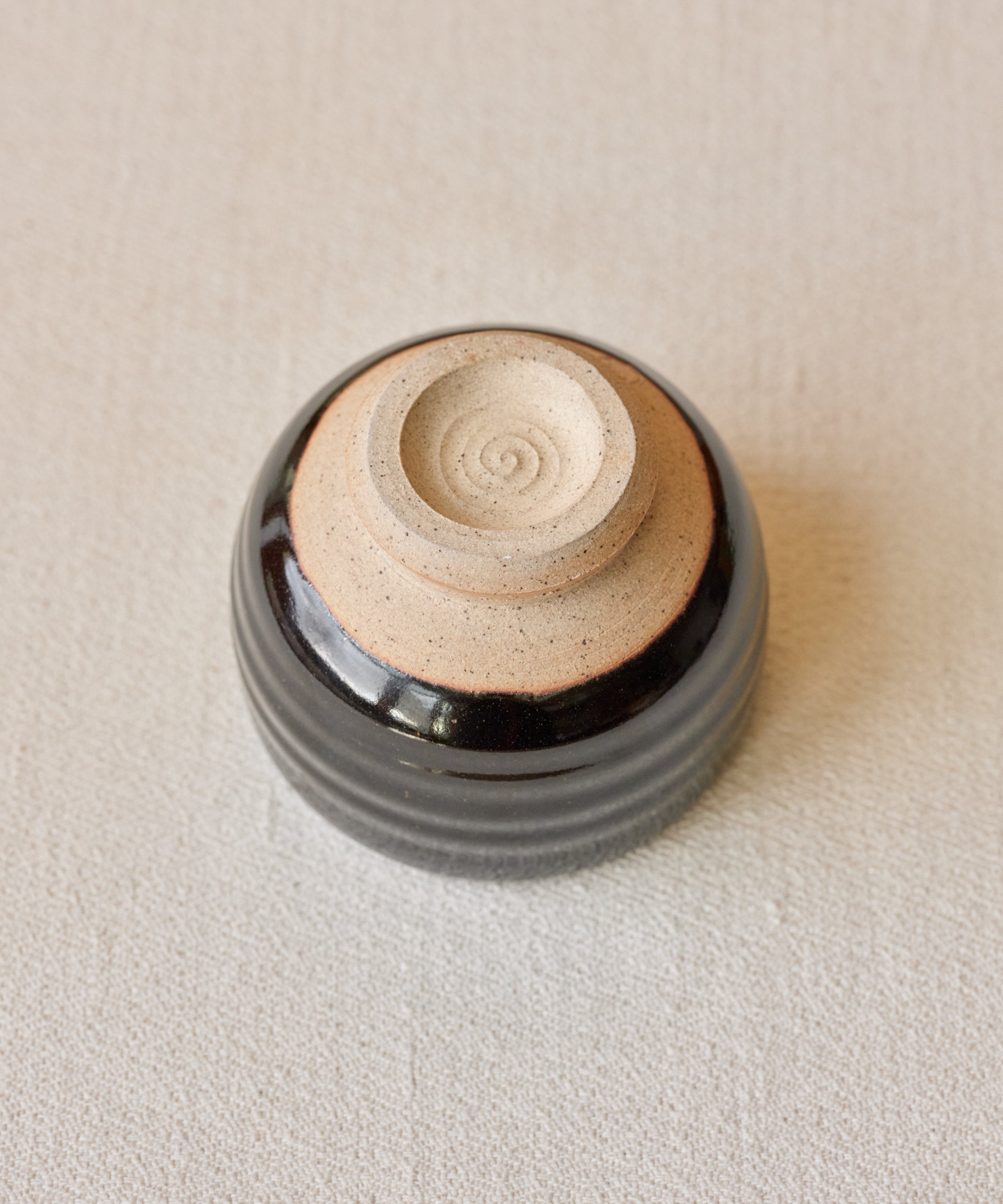 Chawan No. 04 side profile, chawan by Robert Stickney for Cultivate