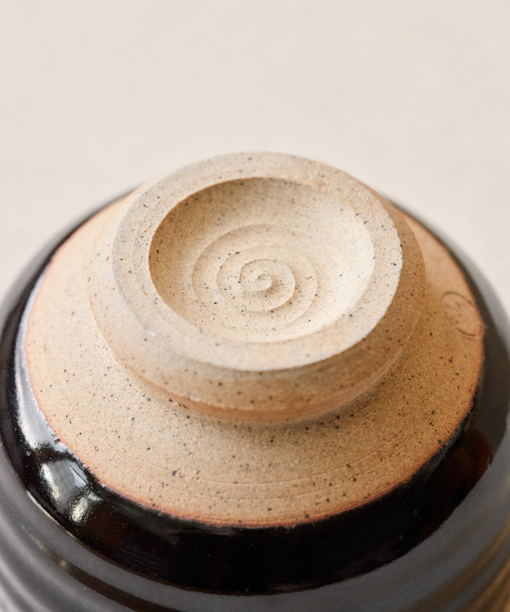 Chawan No. 04 underside, handmade matcha bowl, Vancouver BC