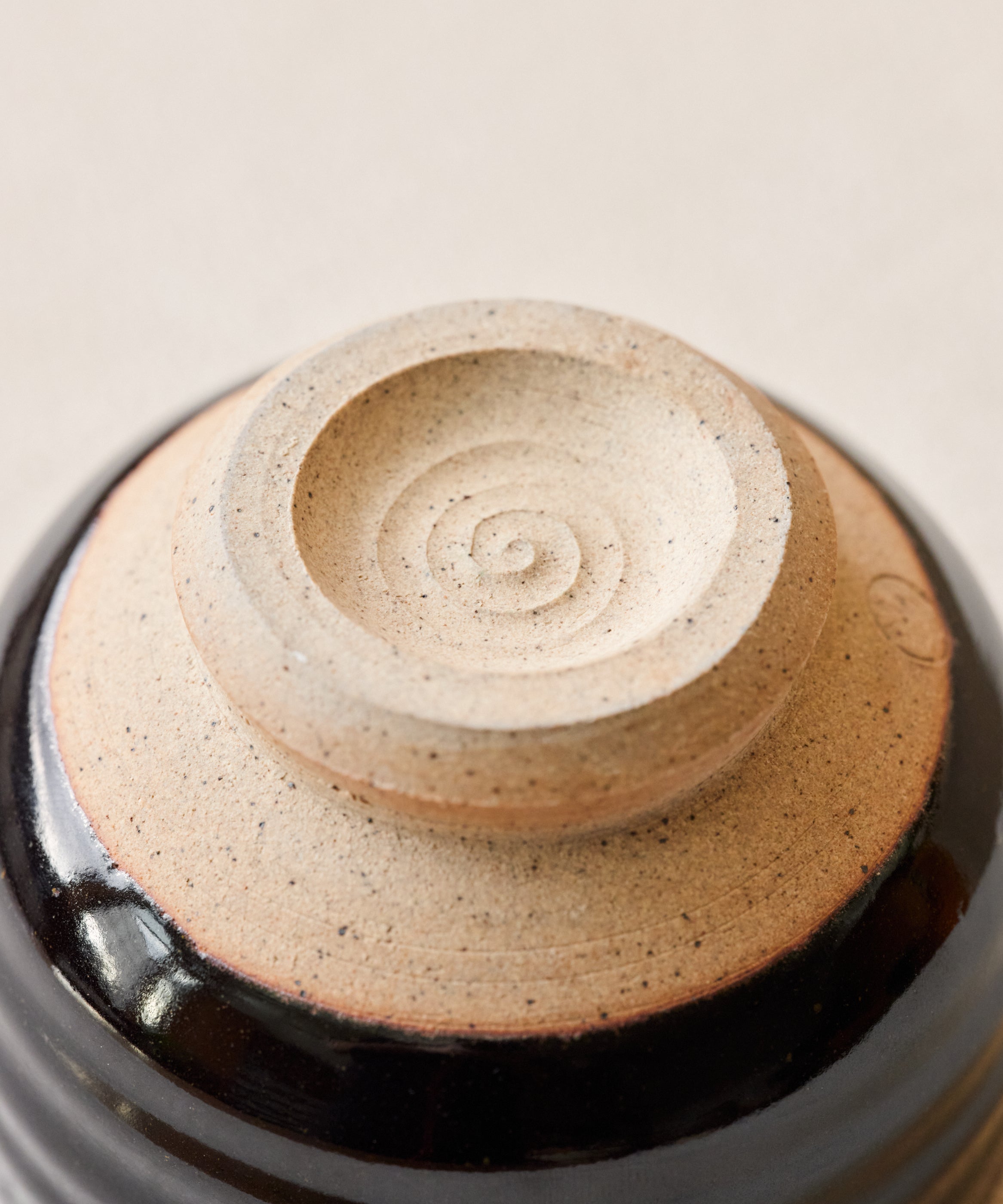 Chawan No. 04 underside, handmade matcha bowl, Vancouver BC