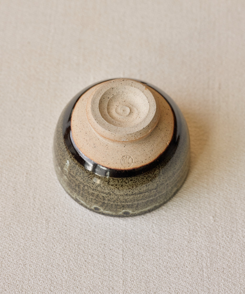 Chawan No. 02 side profile, chawan by Robert Stickney for Cultivate