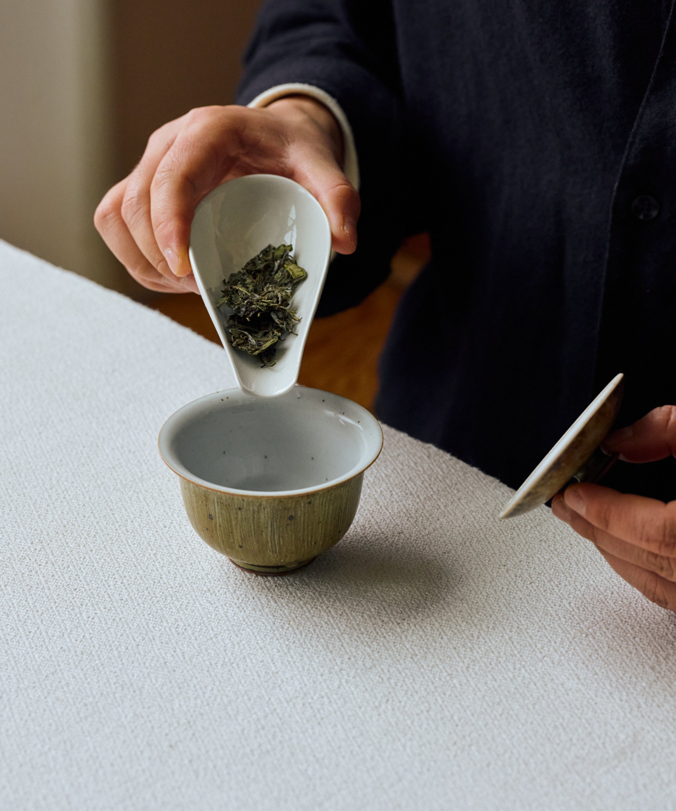 Huangtang Yellow Broth pressed cake angle showing dimensional pixelated surface
