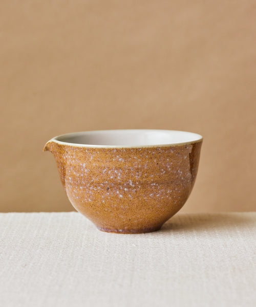 "Chawan" Brown Rouge, handcrafted matcha latte bowl by Wang Xinghua, Jingdezhen, brown rouge glaze
