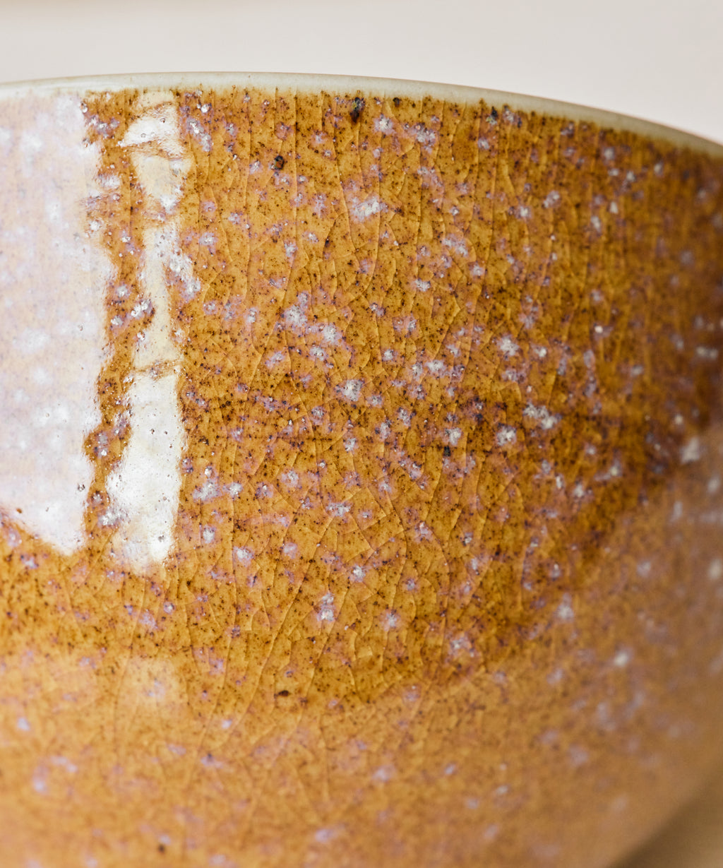 "Chawan" Brown Rouge spout detail, pour spout for matcha latte, Jingdezhen clay and porcelain