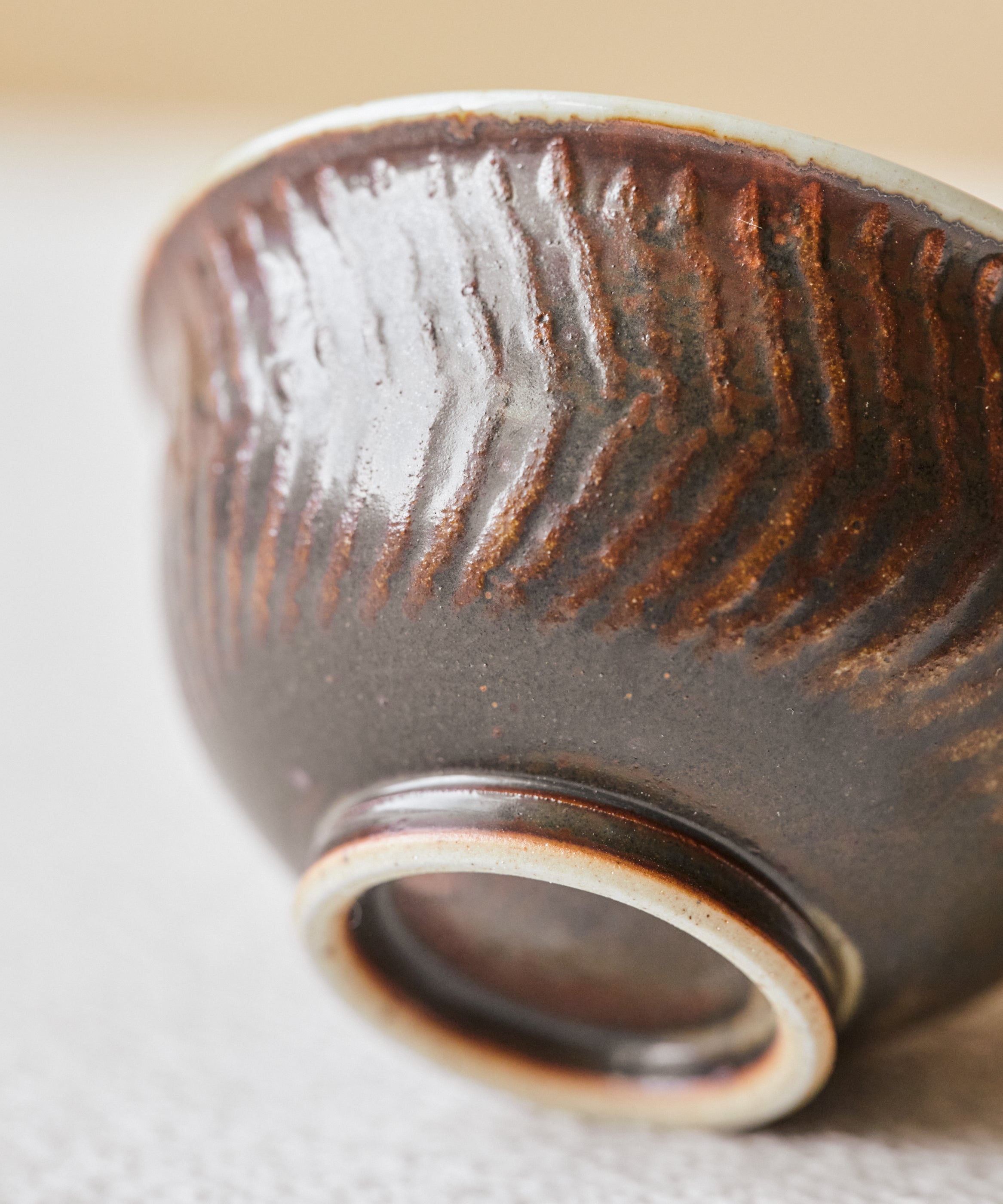 Cup Brown Waves