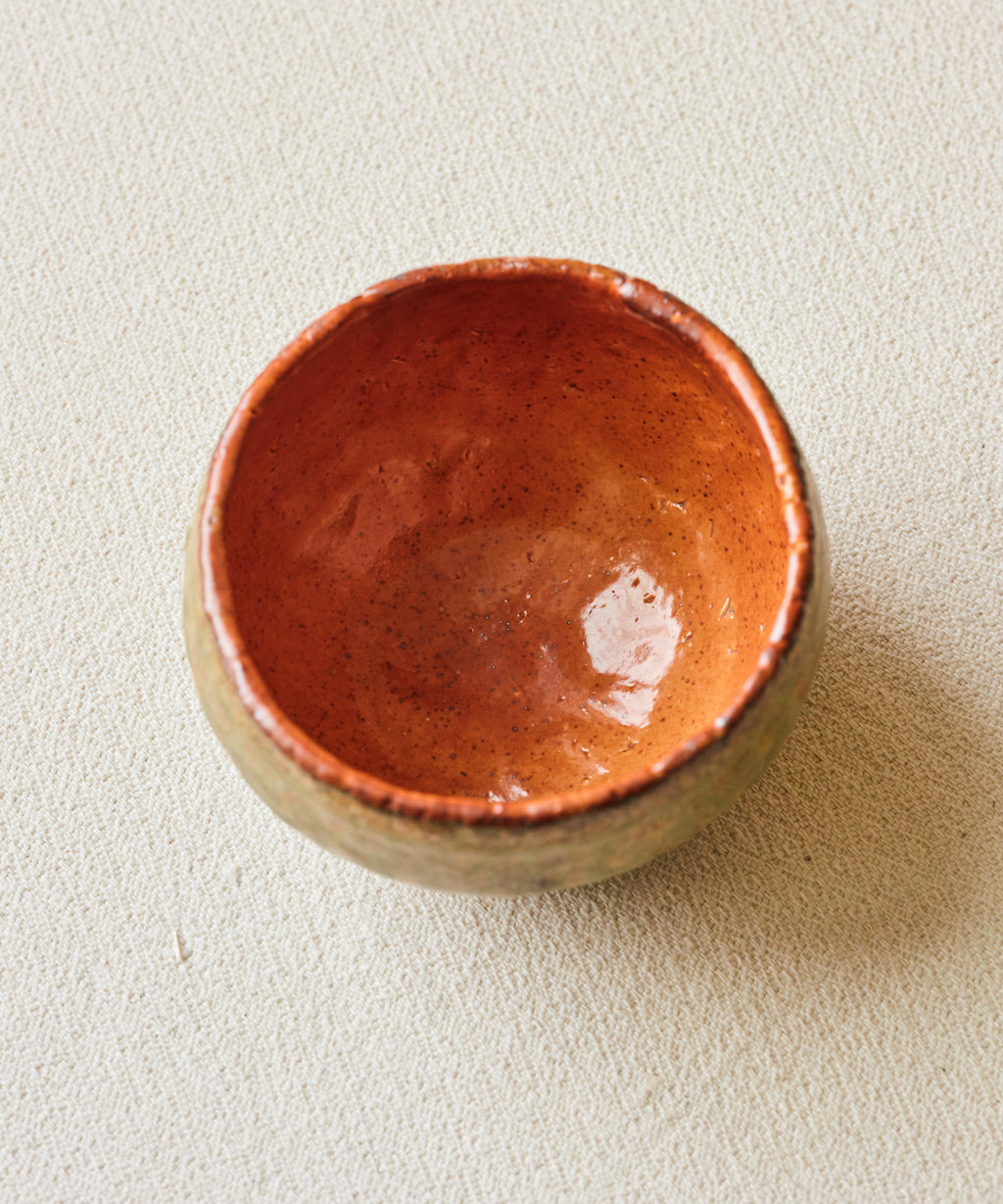 Chawan No. 70 underside, handmade stoneware clay body