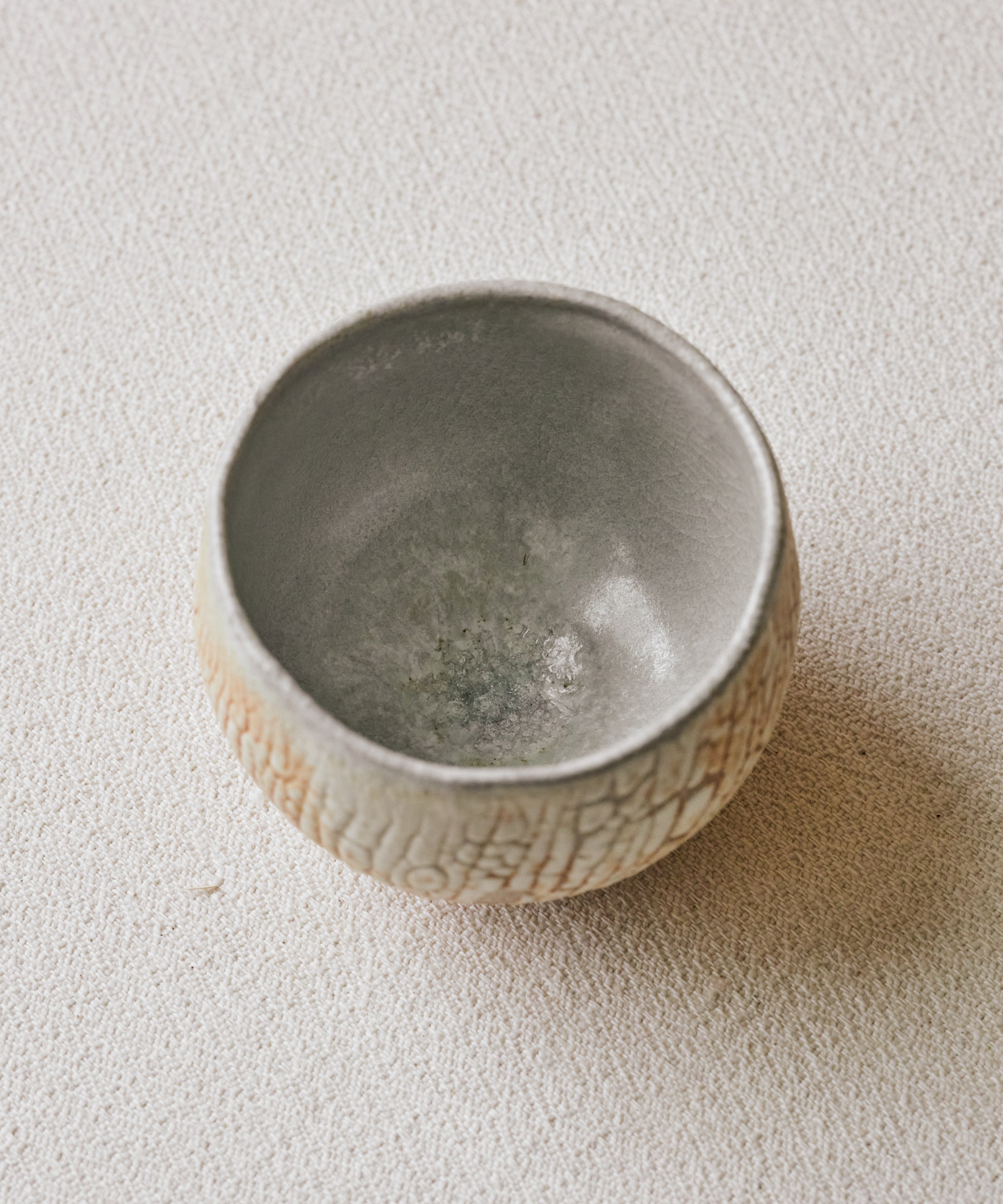 Chawan No. 71 glaze detail, shino exterior by Danny Kostyshin