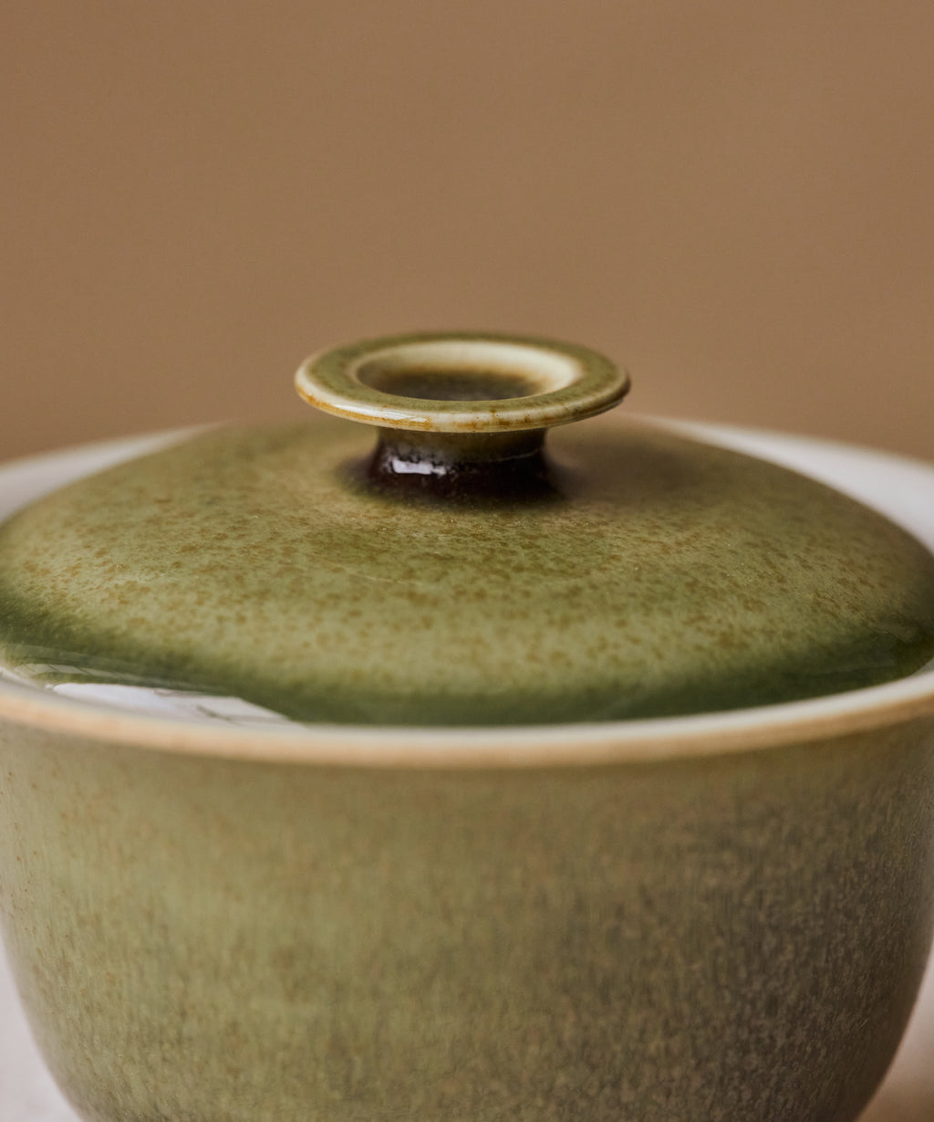 Ombre Green Gaiwan Vol 2 lid detail, wakame green with metallic bronze, Jingdezhen clay and porcelain