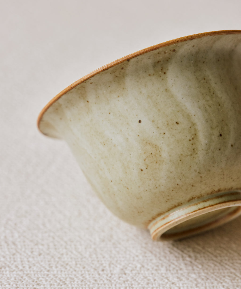 Ecru Brushstroke Gaiwan interior glaze, seashell-lacquer surface, Jingdezhen clay and porcelain