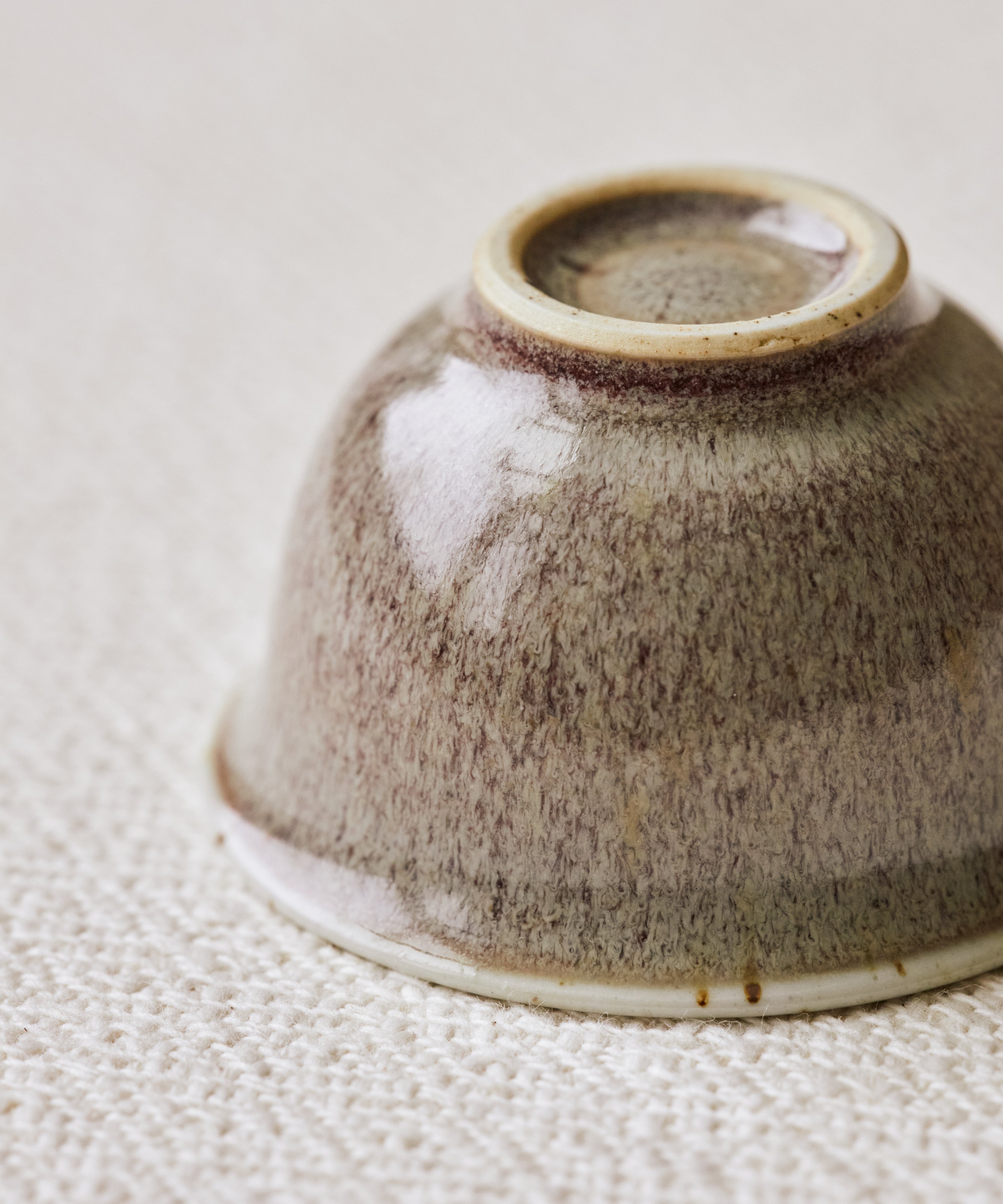 Purple Rain Cup V2 underside, unglazed foot ring, Jingdezhen clay body, Wang Xinghua