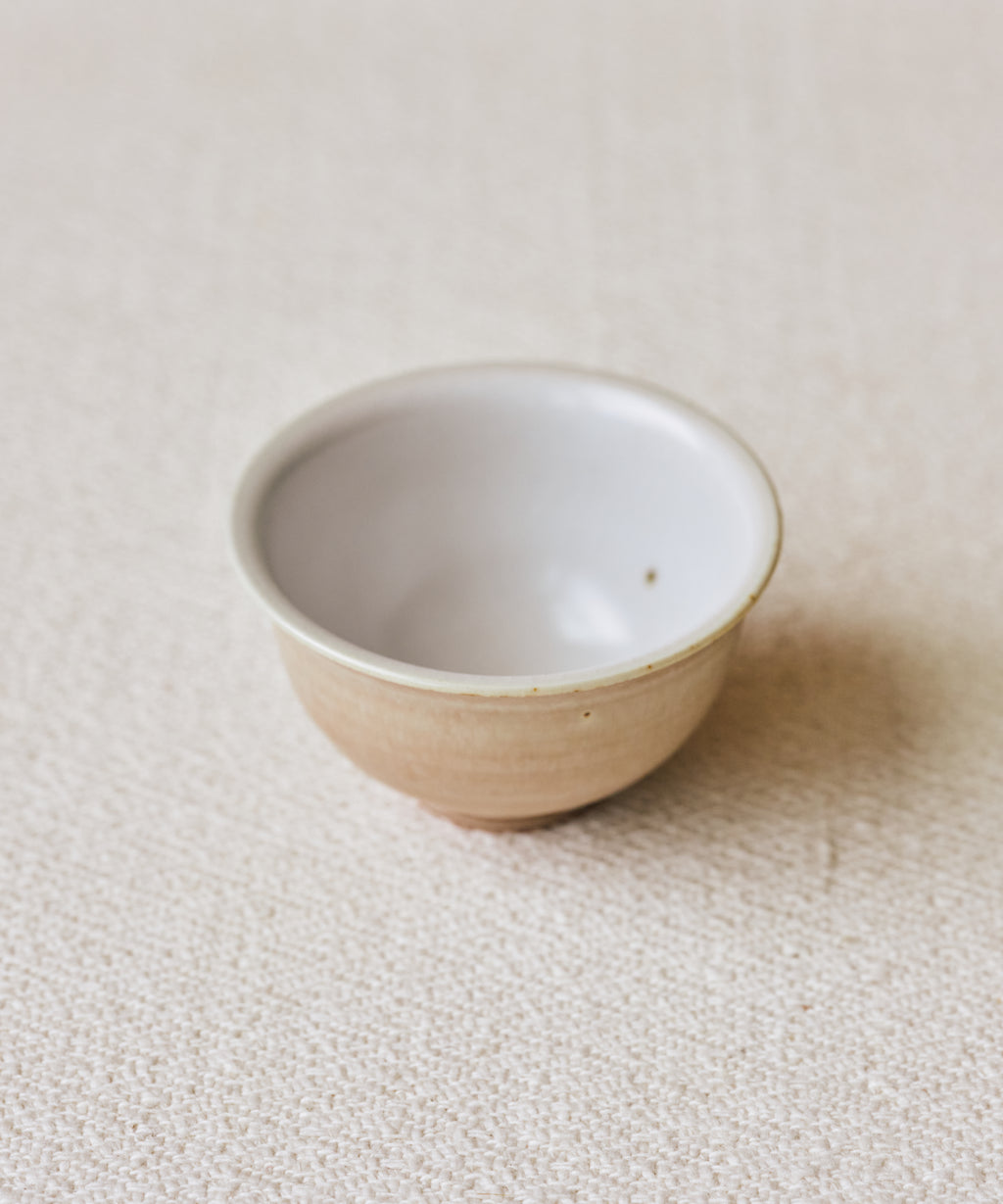 Clamshell Glaze Cup side view, shell-like texture, reduction-fired at 1300°C, Wang Xinghua