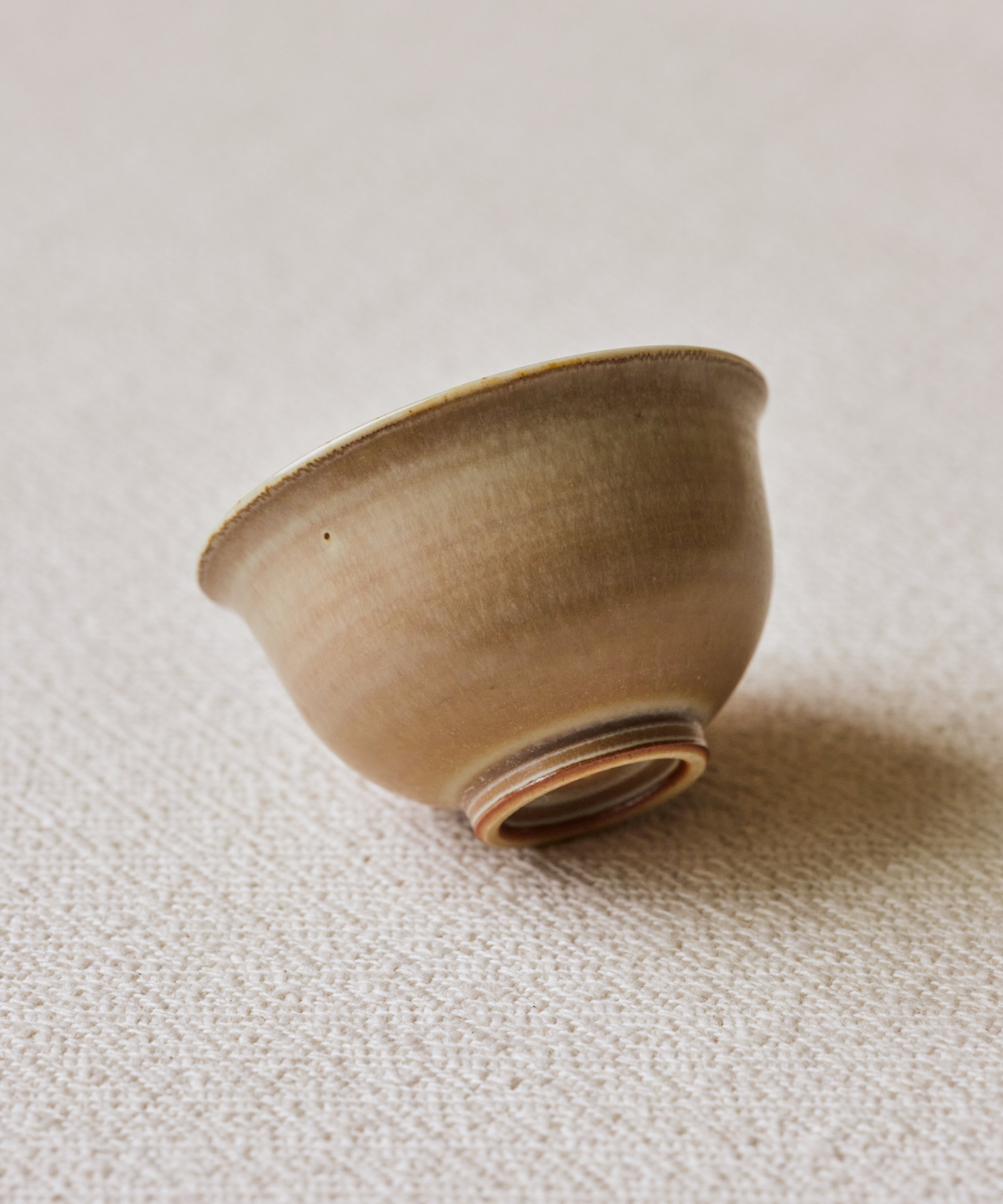 Clamshell Glaze Cup interior, shell glaze with calcification detail, Wang Xinghua, Jingdezhen
