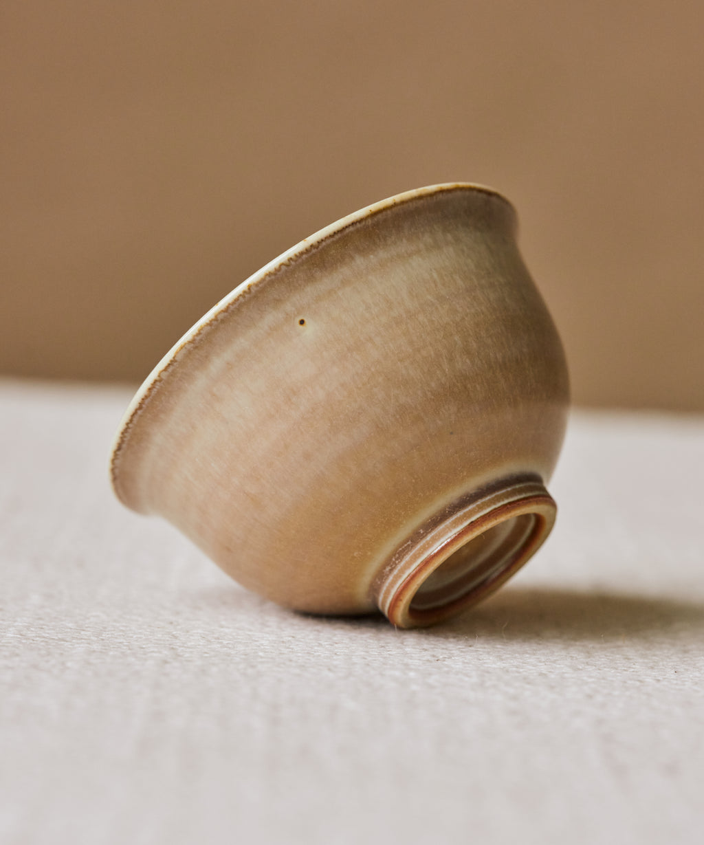 Clamshell Glaze Cup glaze detail, calcification rings on dusty shell surface, Jingdezhen clay and porcelain