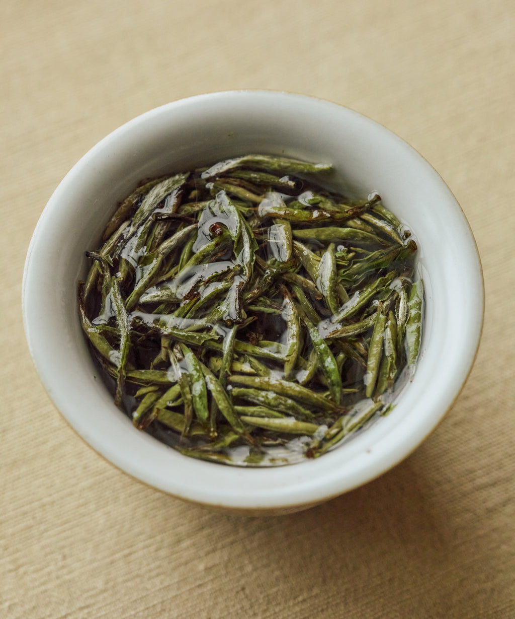 Semi Wild Silver Needle wet leaves — semi-wild white tea from Zhenghe Dabai trees, Zhenghe, Fujian