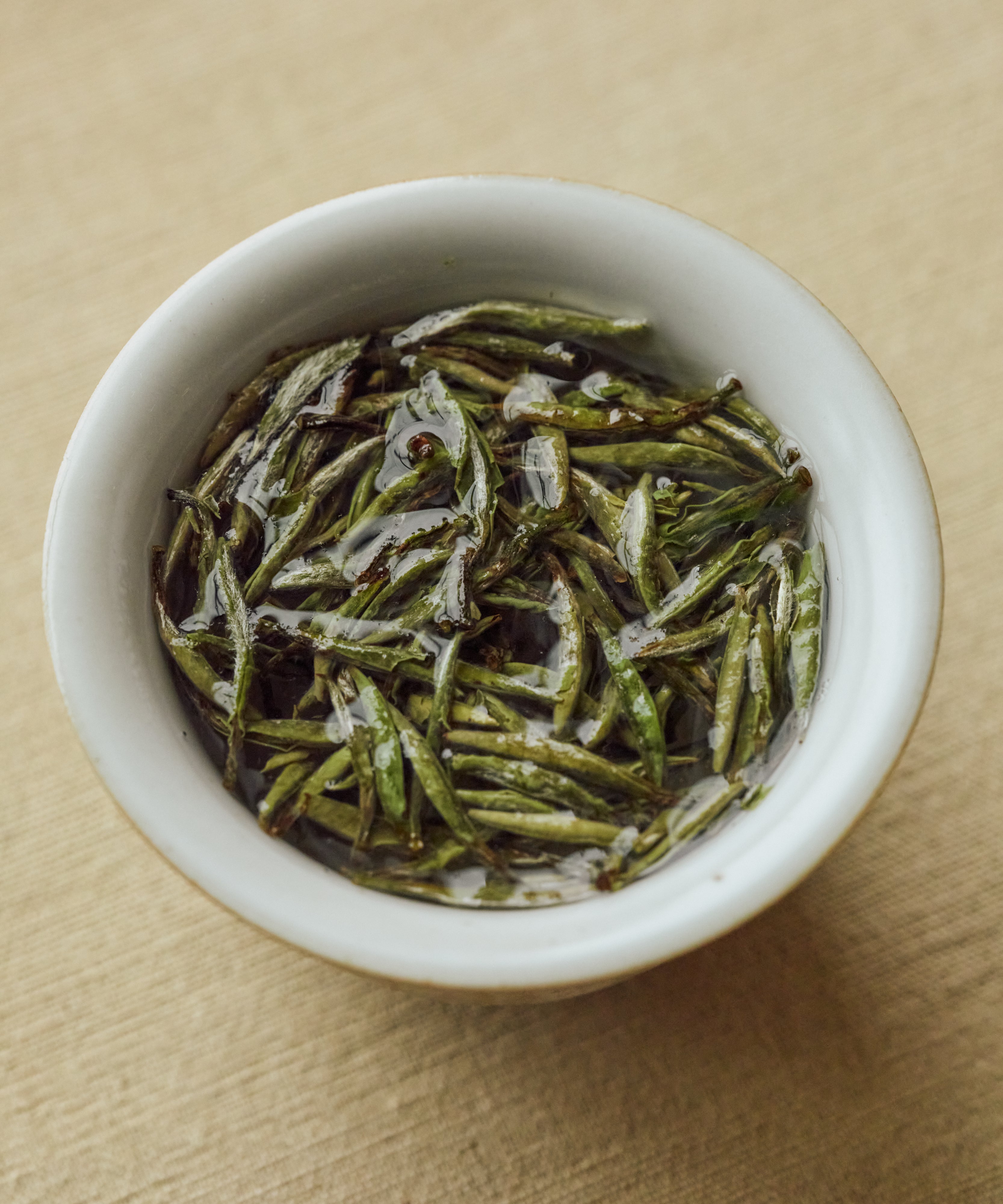 Semi Wild Silver Needle wet leaves — semi-wild white tea from Zhenghe Dabai trees, Zhenghe, Fujian