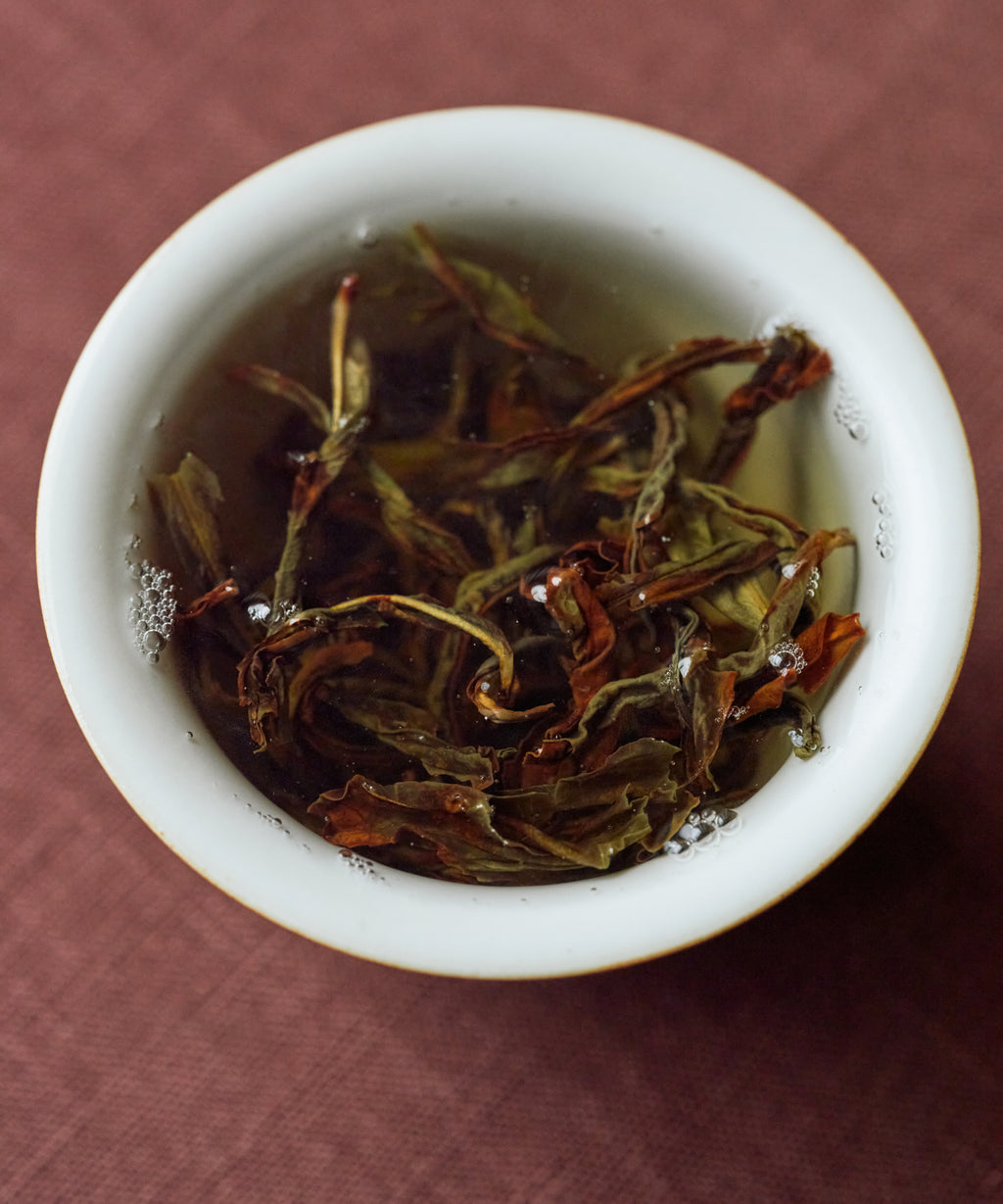 Da'an Song Zhong liquor — smooth, thick, with wild mountain flowers, pomelo, and dense mineral notes