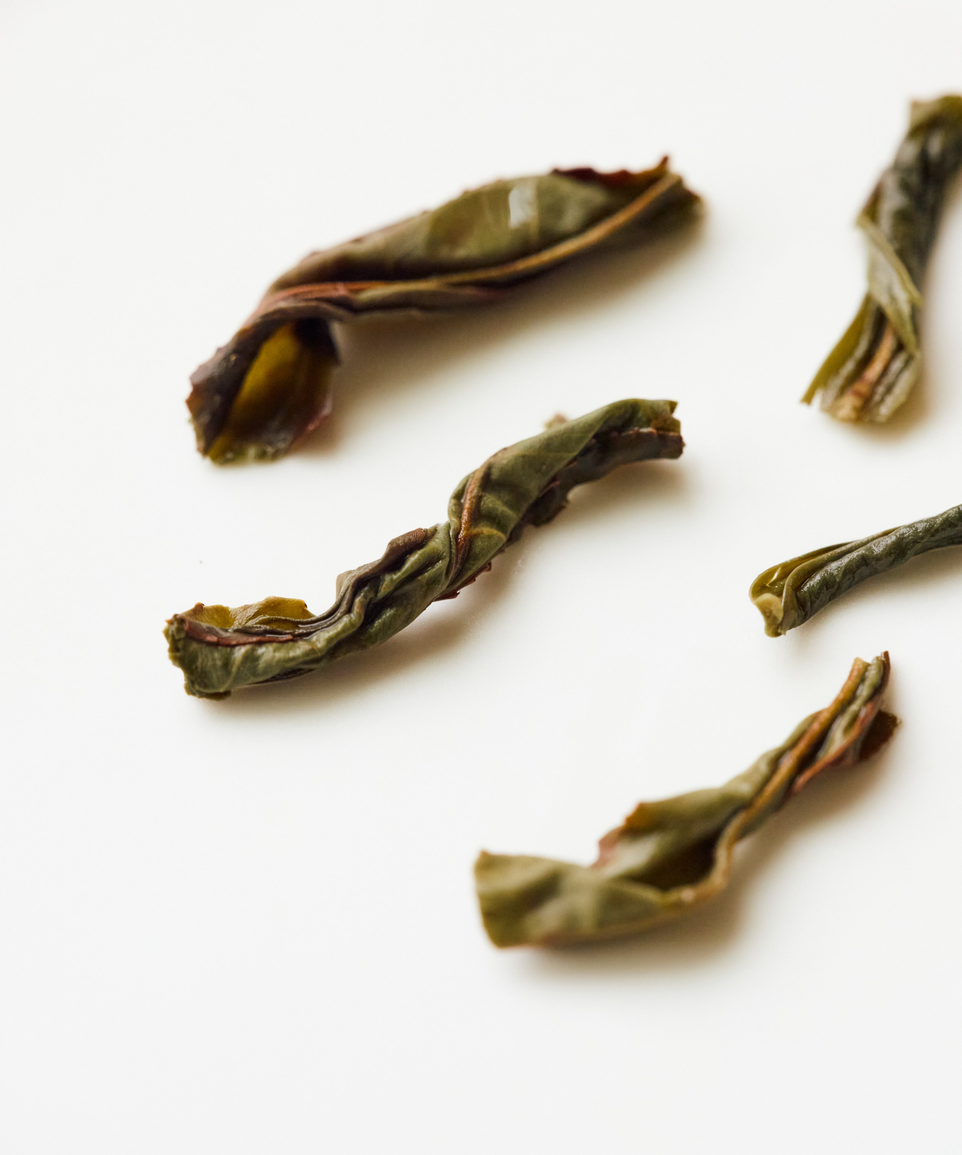 Huangzhixiang dry leaves — gardenia-scented Phoenix dancong varietal from Wudong Mountain, Chaozhou