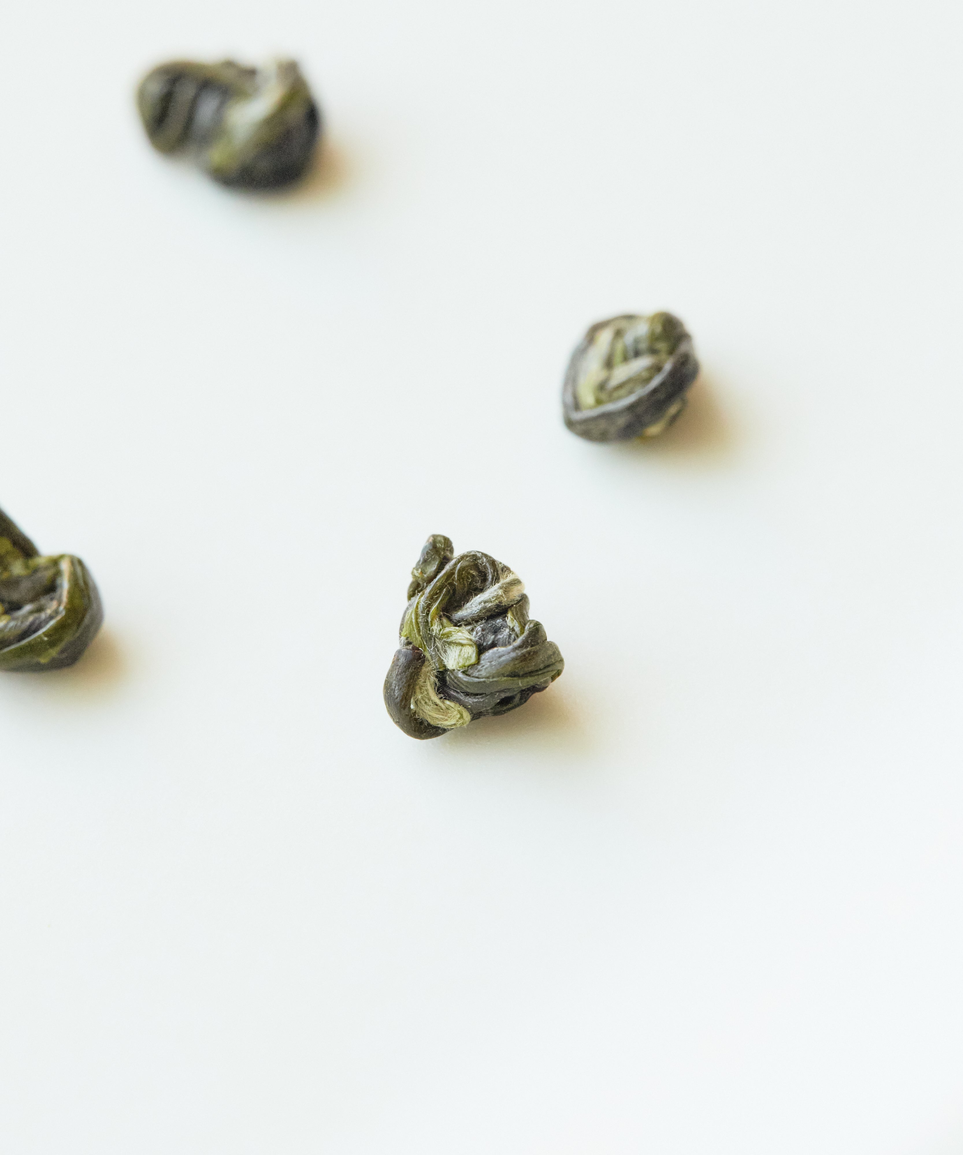 Brewing Huoqing Fire Jade — adding rolled pearls to vessel, only 50kg crafted per year