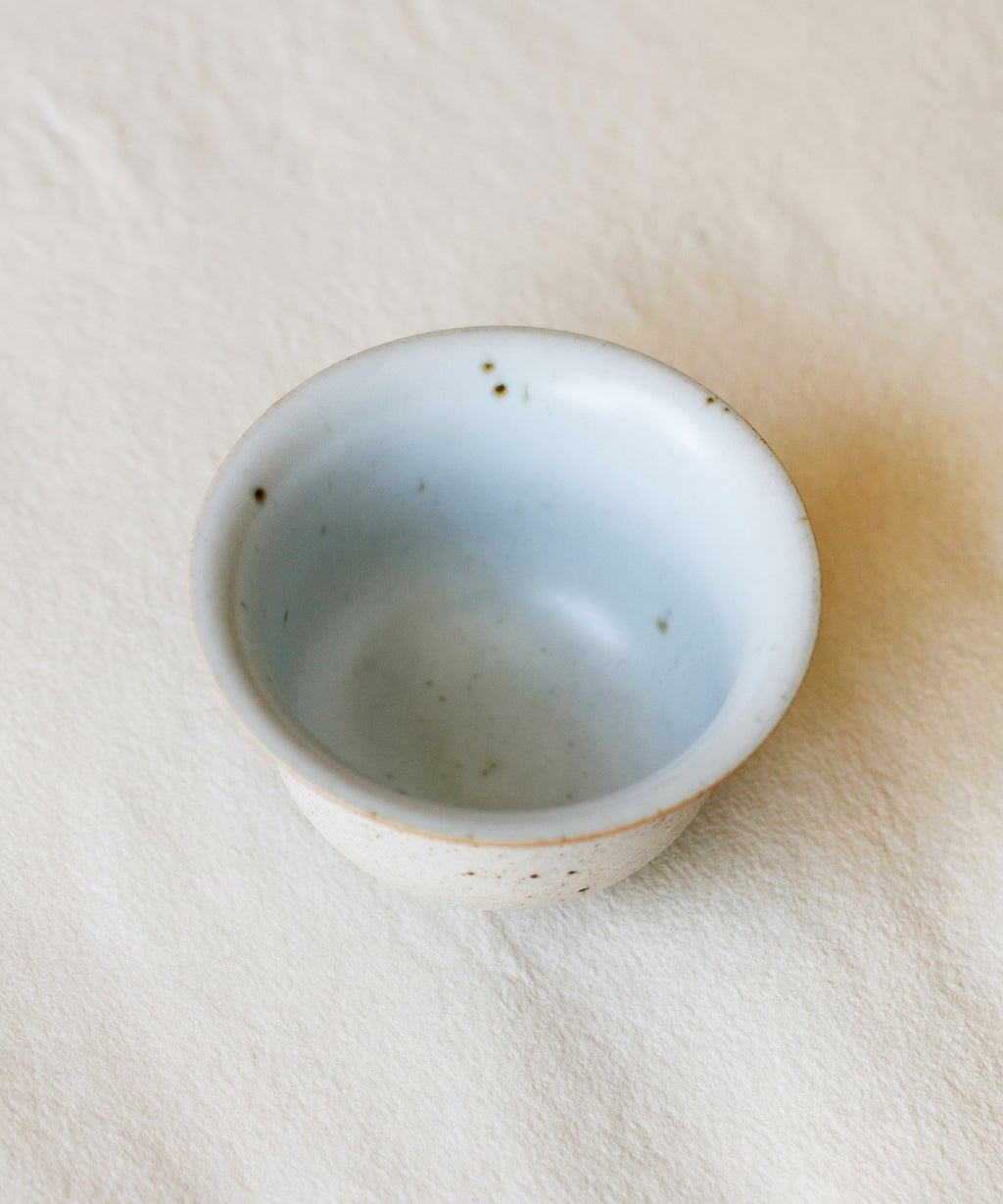 Small Sunrise Matte Gaiwan underside, unglazed foot ring, Jingdezhen clay body, Wang Xinghua