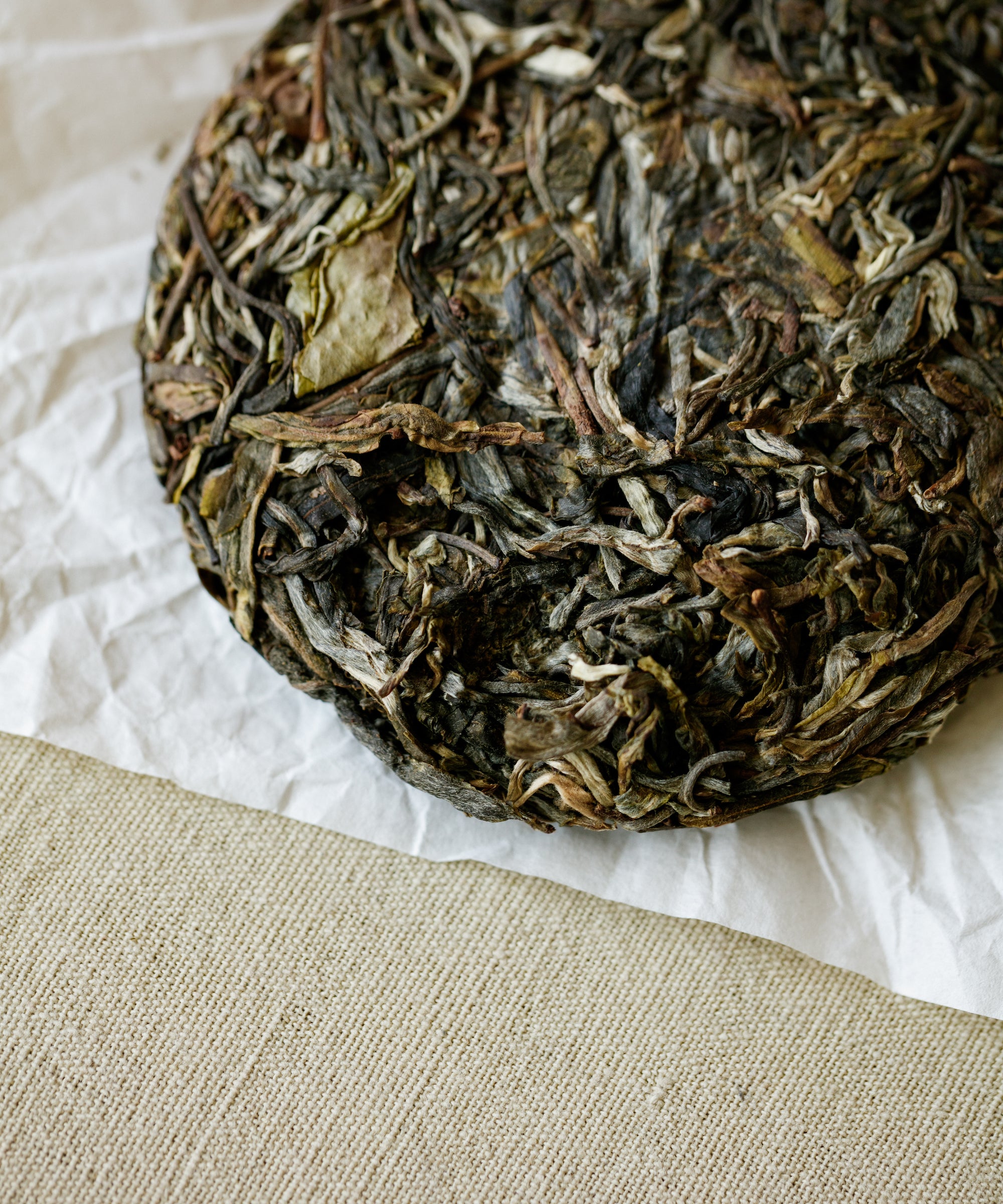Ancient Spring Orchid liquor — orchid fragrance sheng pu'erh with strong cha qi, Jinggu