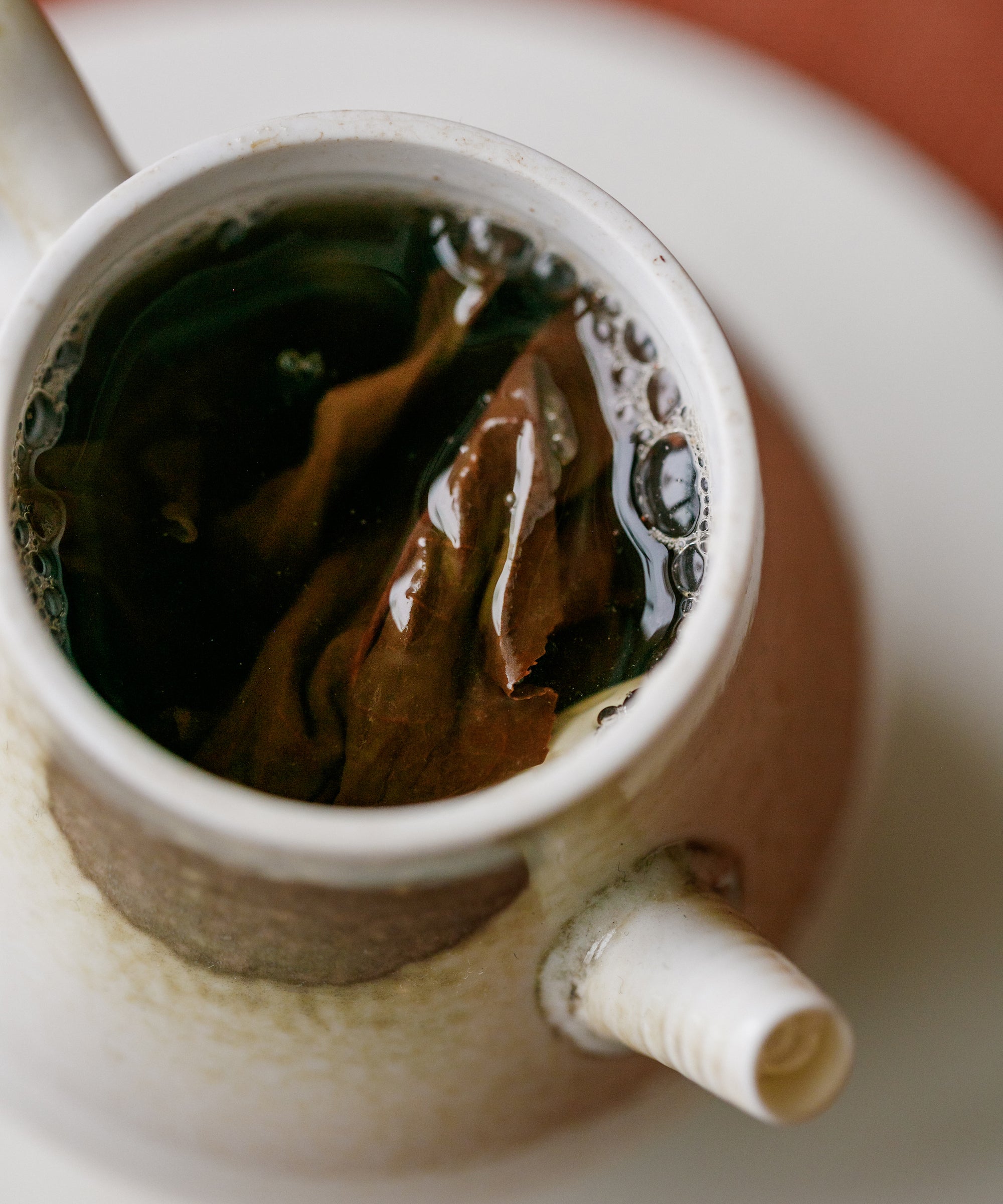 Red Jade liquor — full-bodied black tea with apricot and saffron notes, Nantou, Taiwan