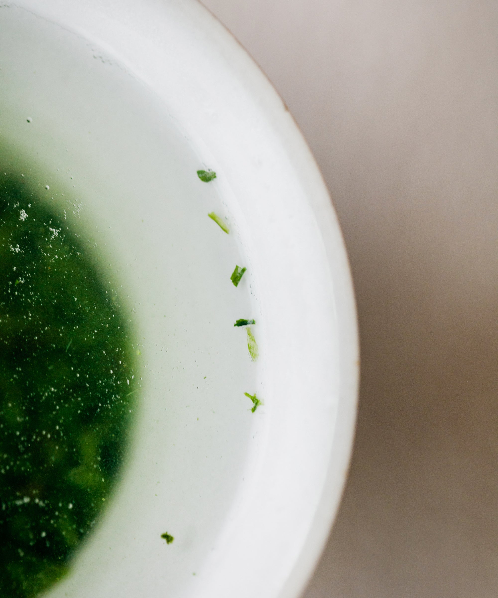 Yame Gyokuro Kyoku in a hōhin ready for brewing