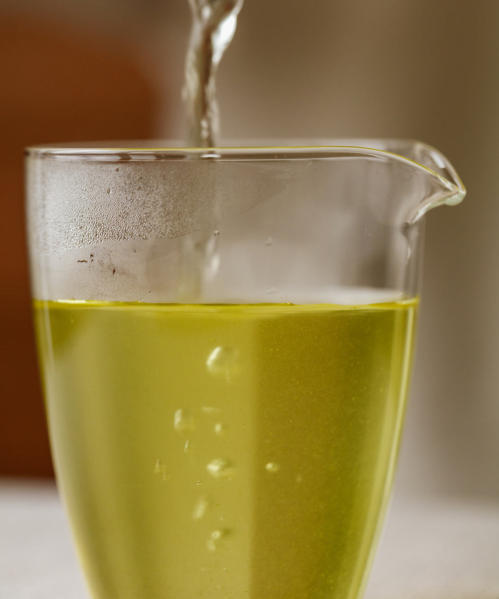 Tsuyu Hikari liquor — silky sencha with vegetal notes and dissolved rock sugar, Yame