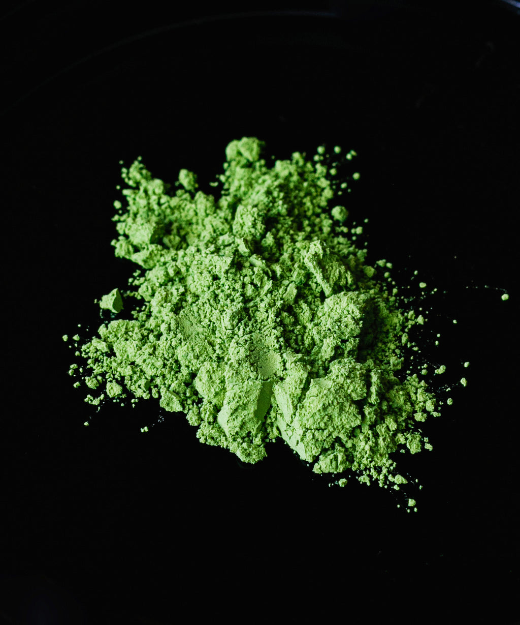 Matcha Hana Japanese latte grade matcha powder from Nishio in black bowl