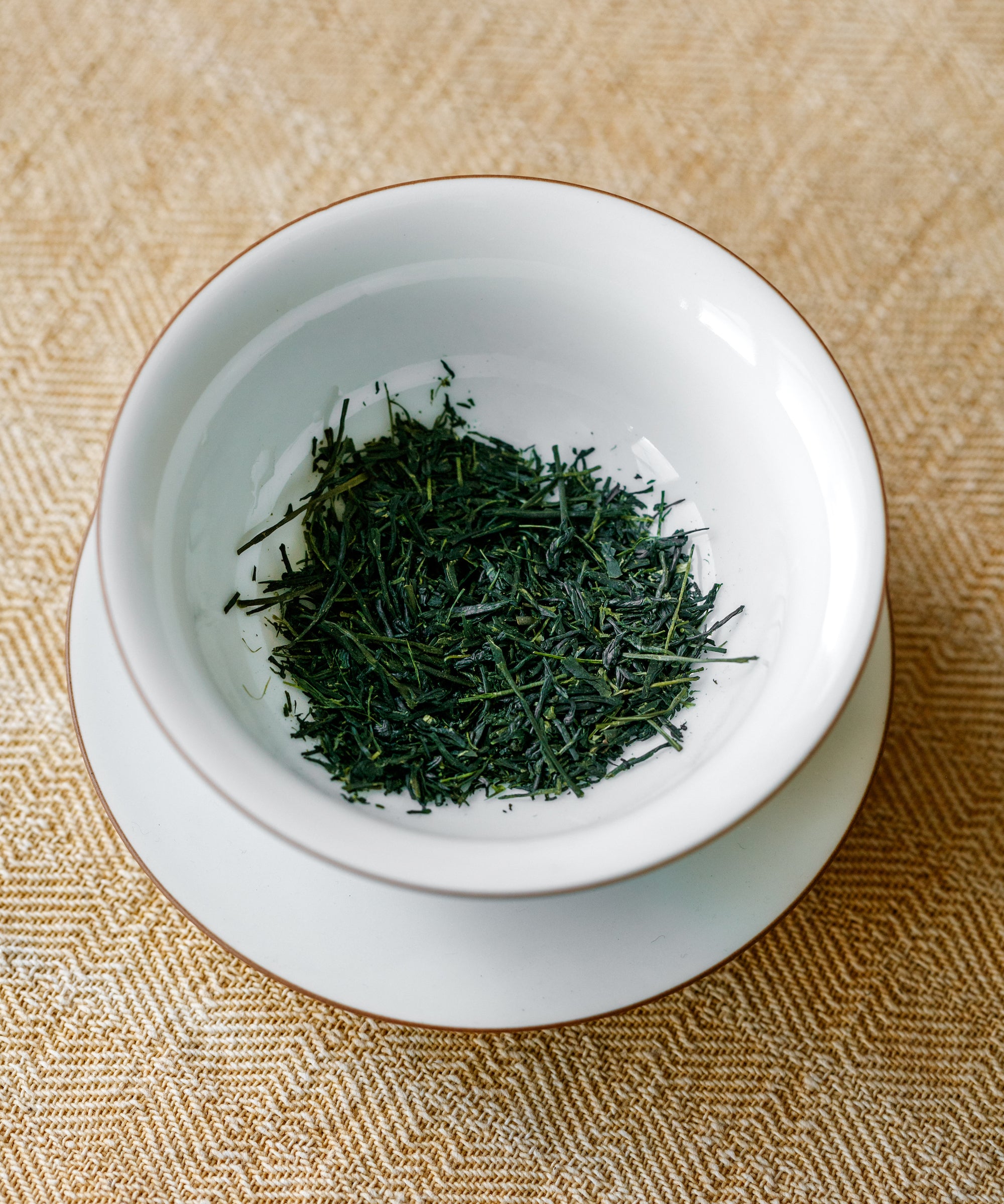 Detail of Yame Gyokuro Sen showing the dark needle-shaped leaves