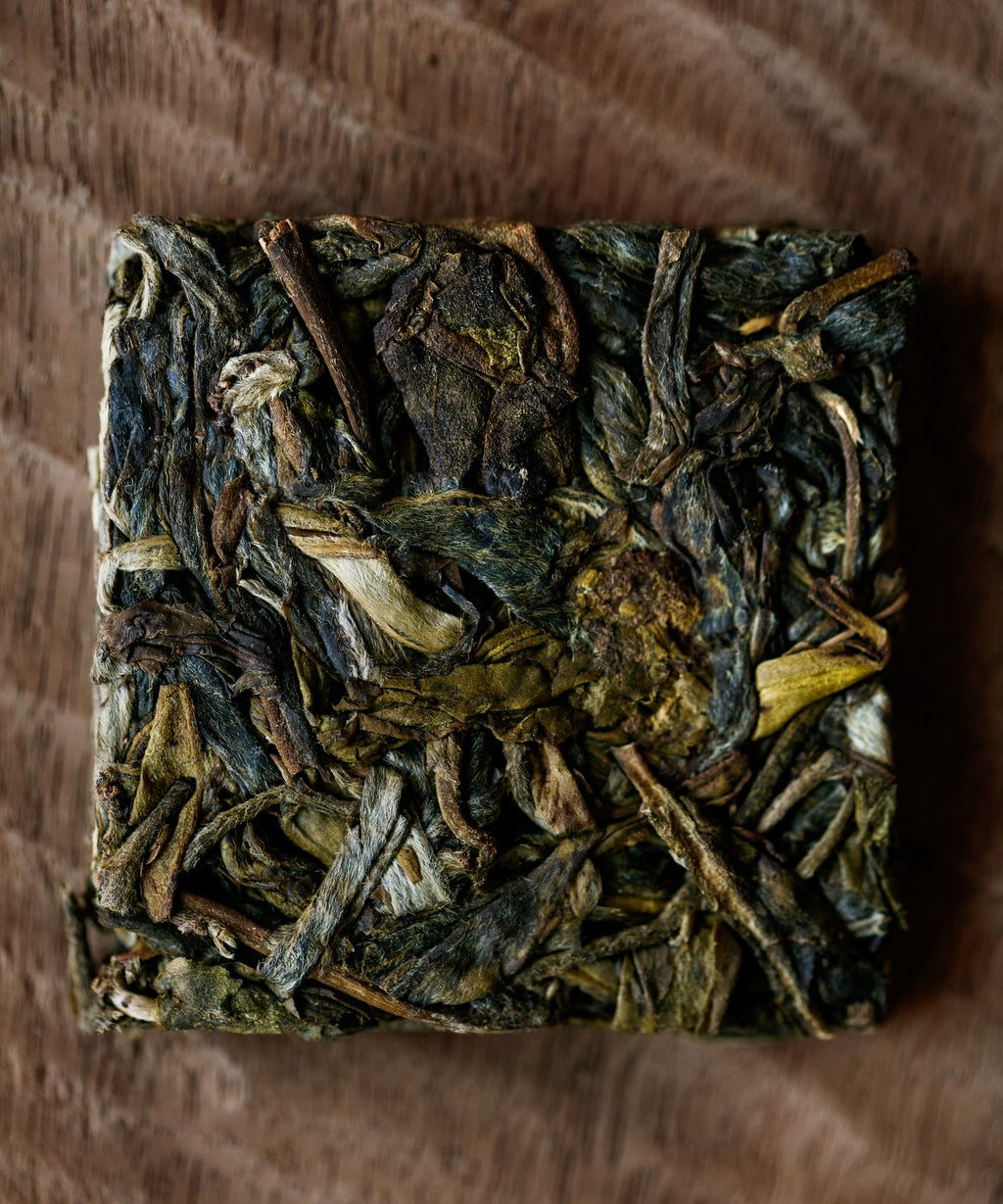 Brewing Wuliangshan Single Groves — Tang Wang's single grove sheng pu'erh, Wuliangshan, Yunnan