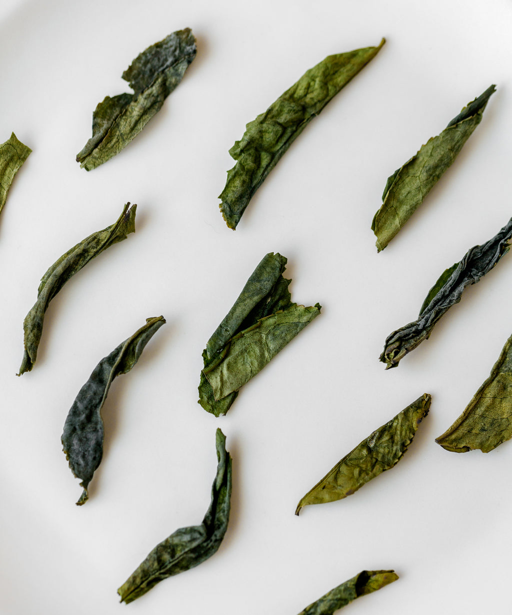 Melon Flake broad flattened tea leaves, traditional Lu'an Guapian from Qitoushan, Lu'an, Anhui