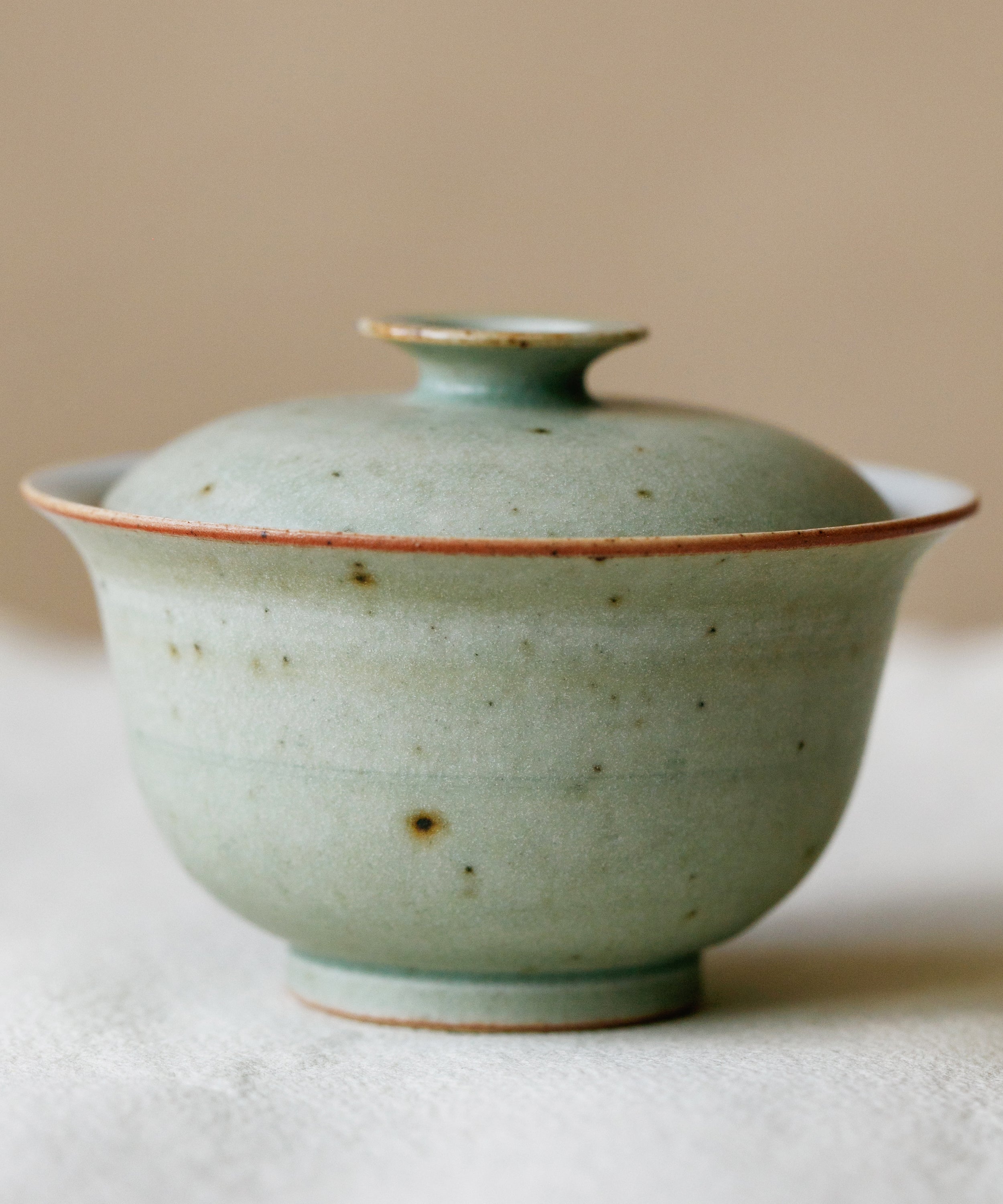 Mini Celadon Green Gaiwan interior, celadon green interior glaze, Wang Xinghua, Jingdezhen