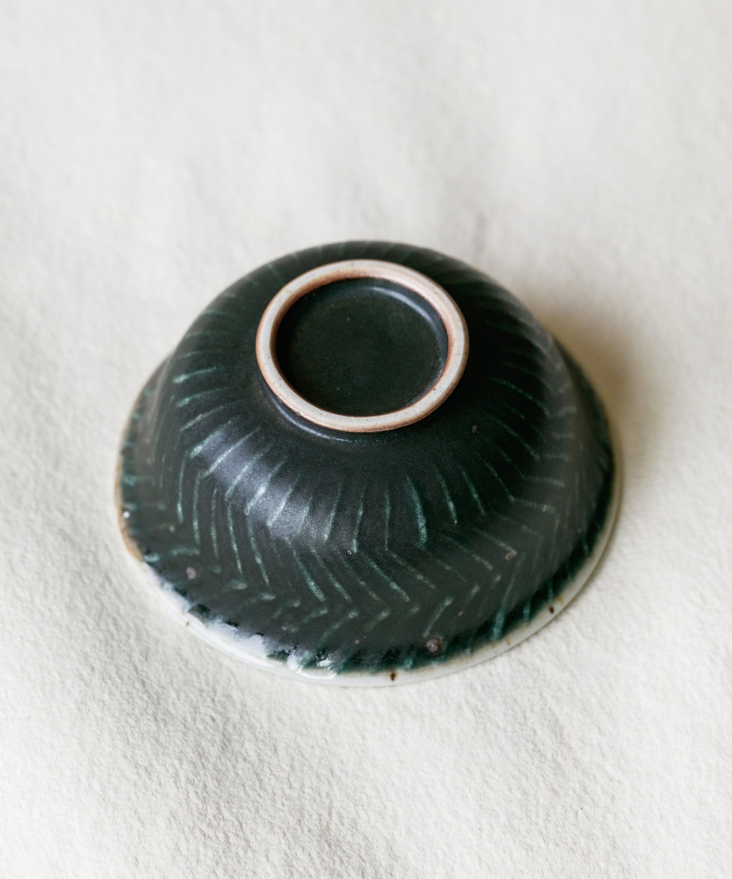 Forest Green Cup side view, forest green glaze, reduction-fired at 1300°C, Wang Xinghua