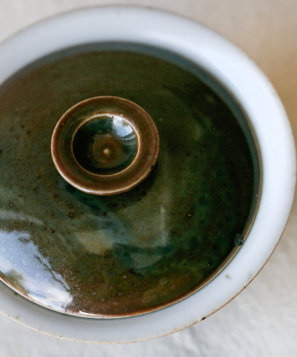 Mini Azure Green Gaiwan interior glaze, green tones, reduction-fired at 1300°C, Jingdezhen