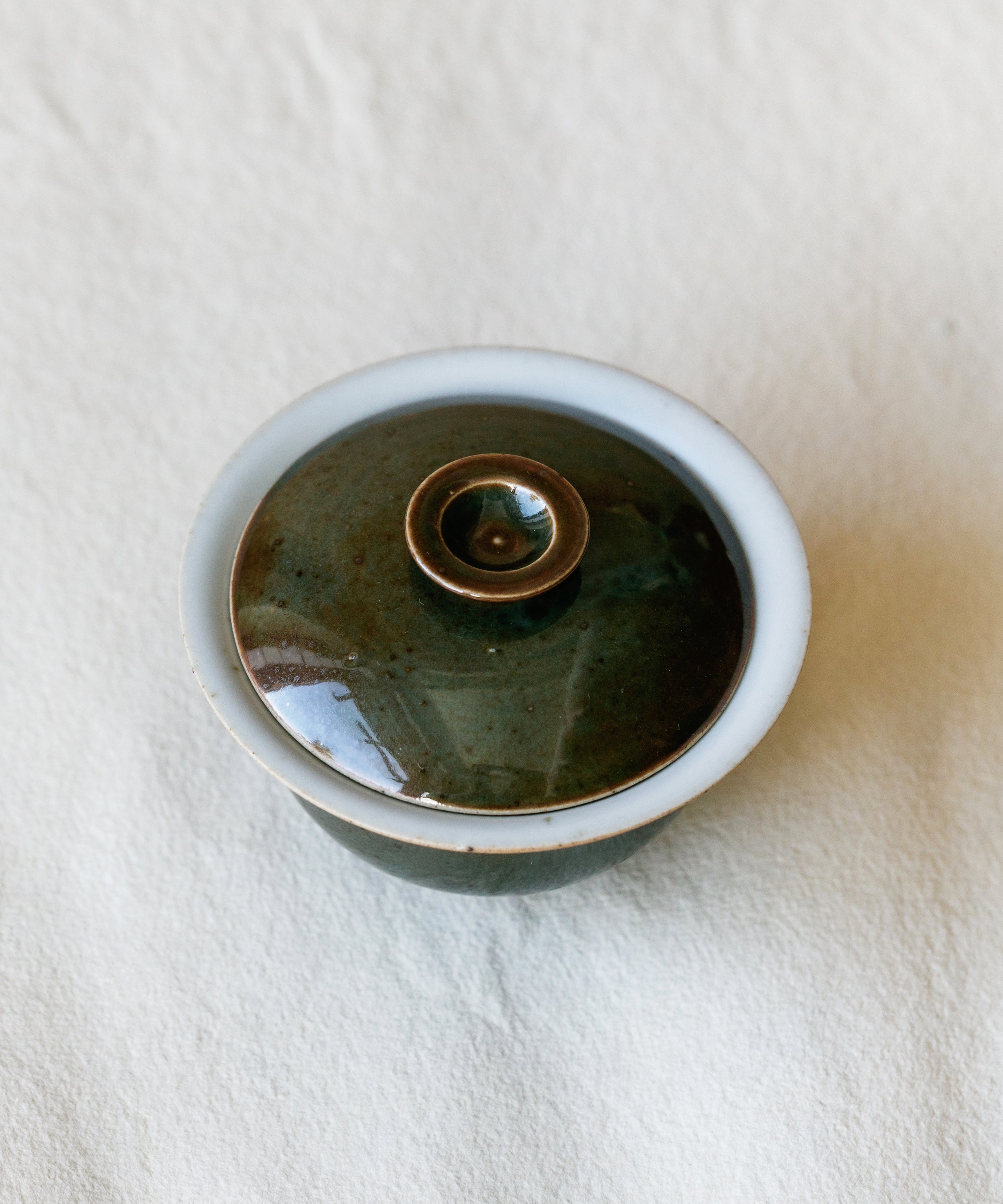 Mini Azure Green Gaiwan interior, azure green interior glaze, handcrafted by Wang Xinghua, Jingdezhen