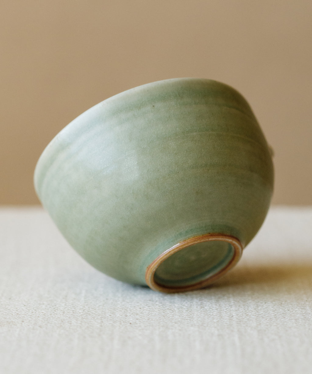 "Chawan" Celadon Green interior, celadon green interior glaze, Wang Xinghua, Jingdezhen