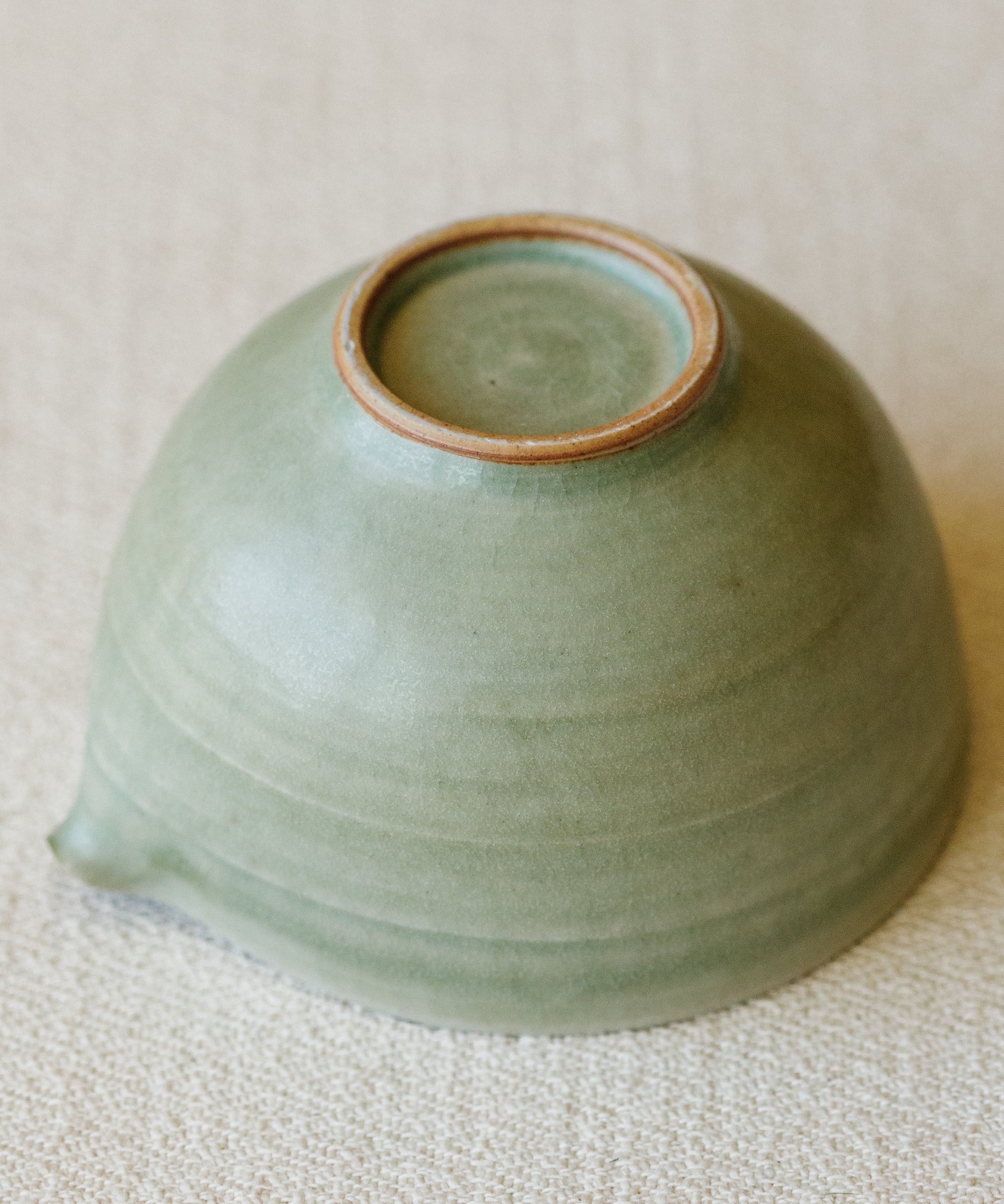 "Chawan" Celadon Green side view, celadon green glaze, reduction-fired at 1300°C, Wang Xinghua