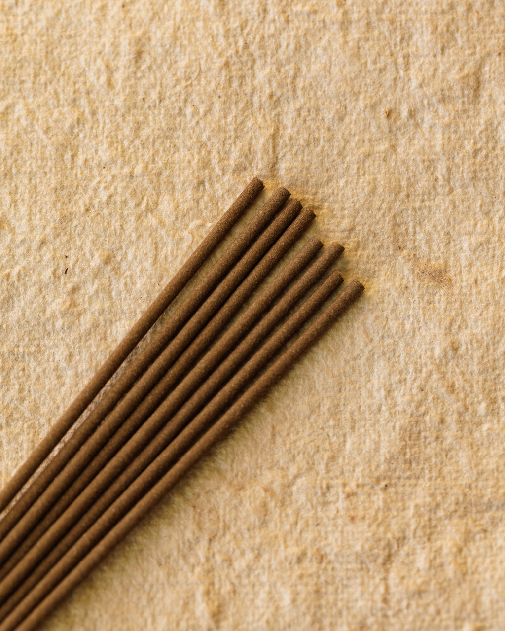 Ambon Oud aloeswood incense from Indonesia, thick forest-inflected scent