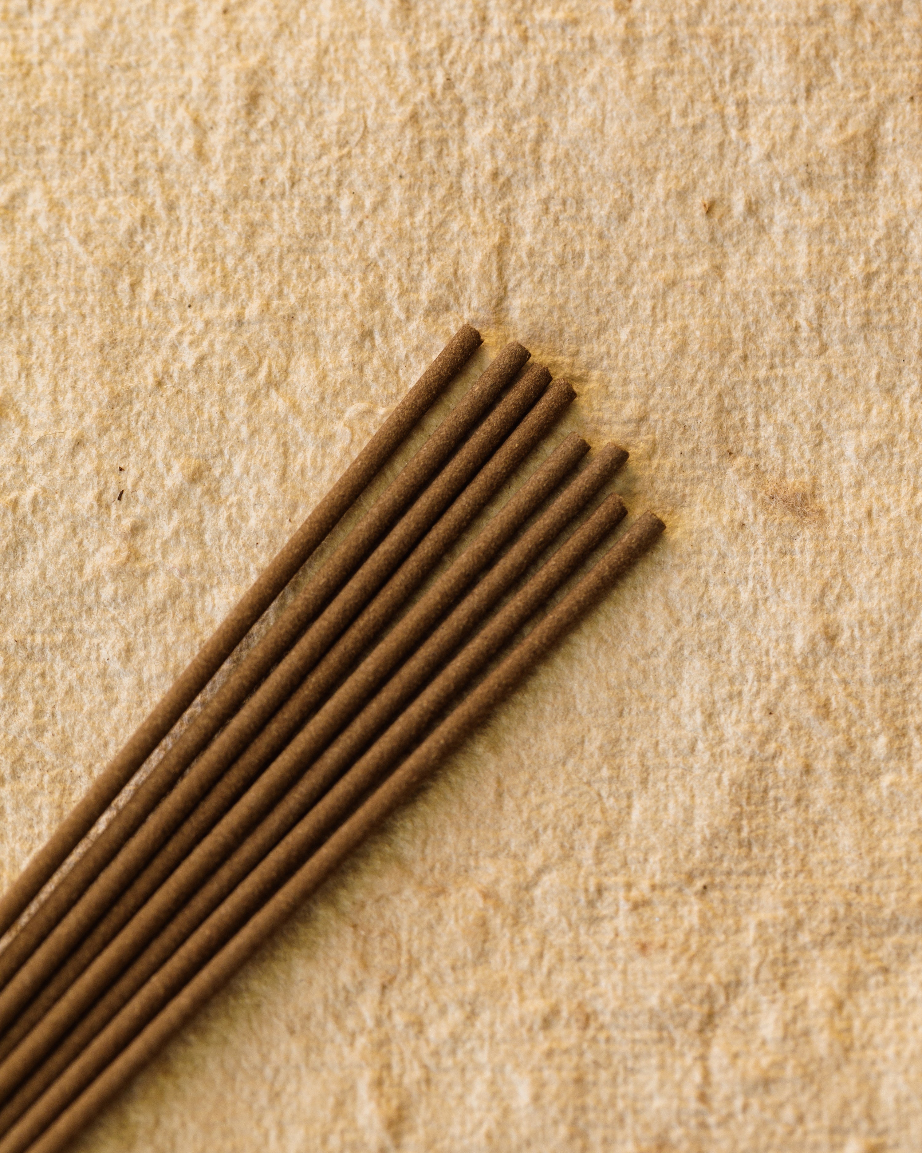 Ambon Oud aloeswood incense from Indonesia, thick forest-inflected scent