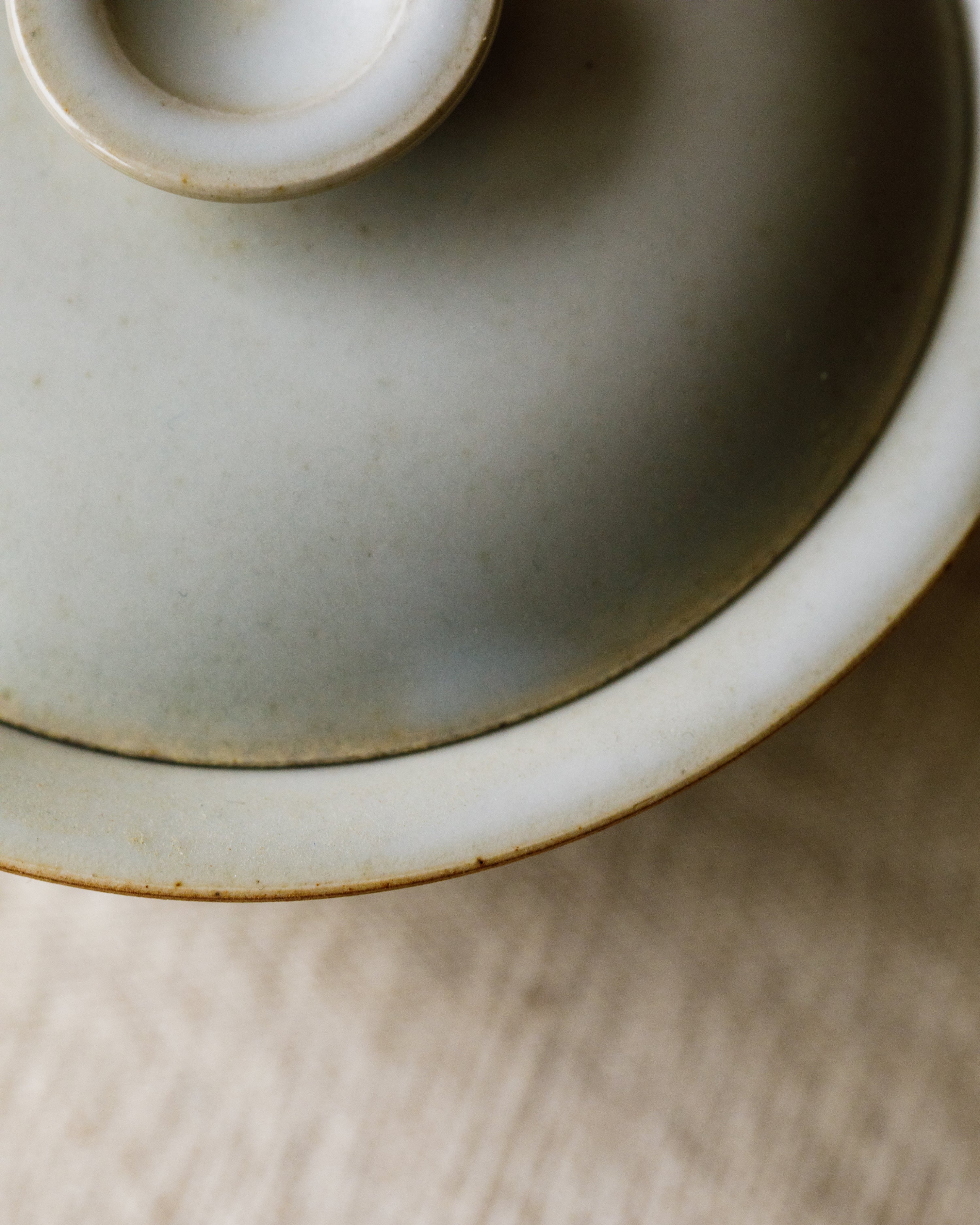 Gaiwan Sateen Porcelain lid detail, soft-to-touch milky surface, Jingdezhen clay and porcelain