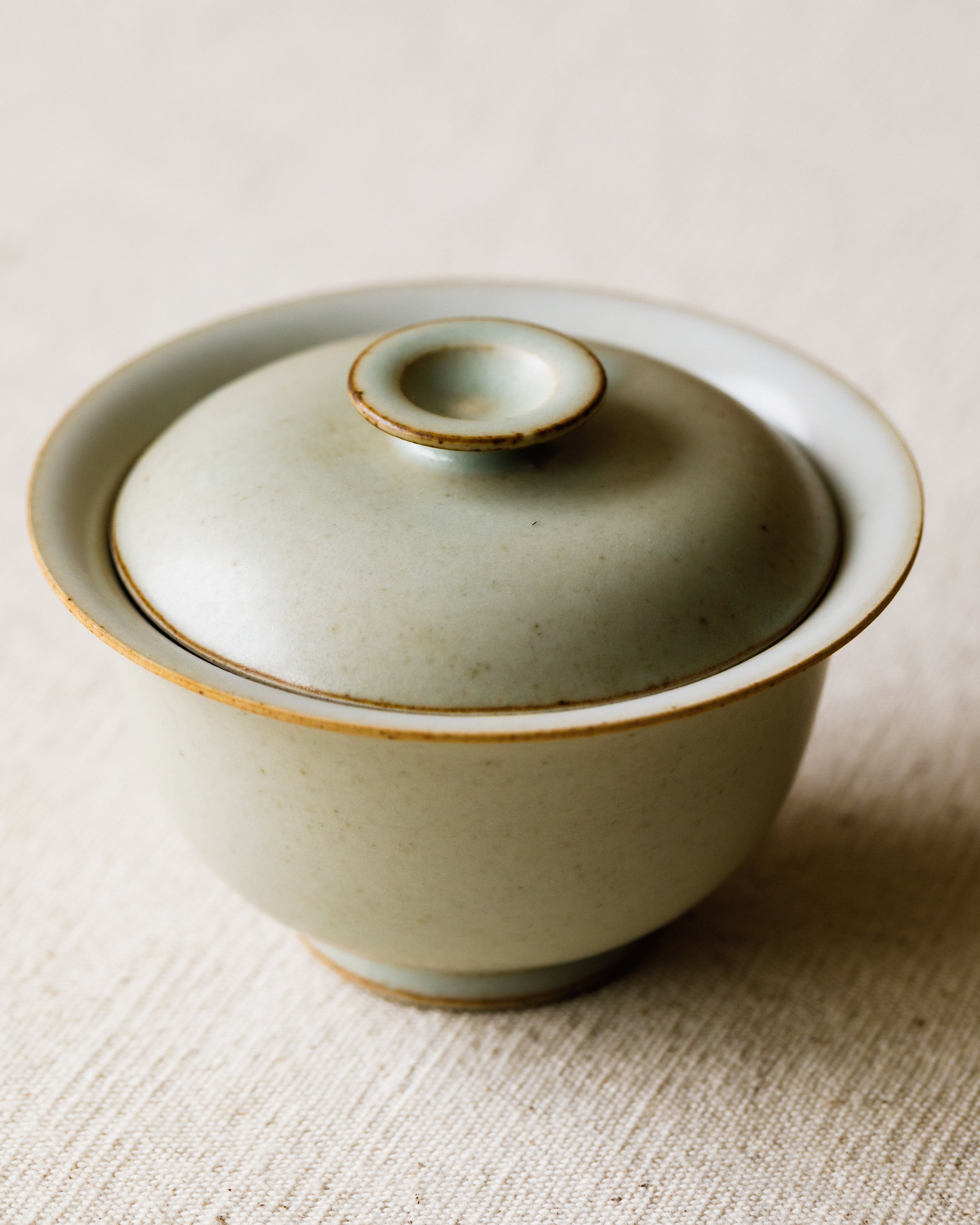 Gaiwan Burnished Grey