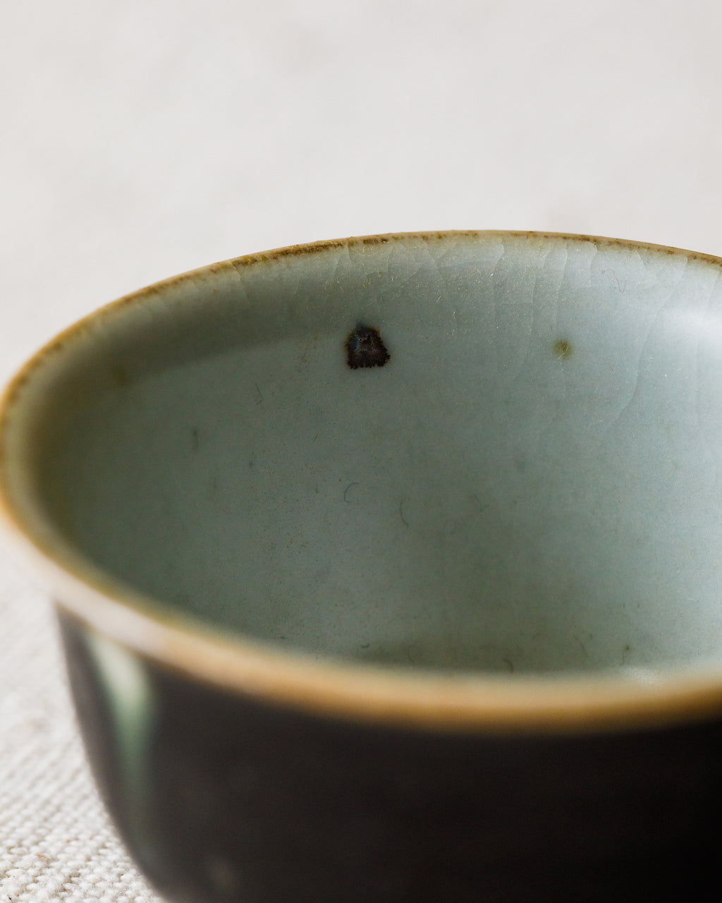 Cup Black Peacock side view, matte black peacock glaze, reduction-fired at 1300°C, Wang Xinghua