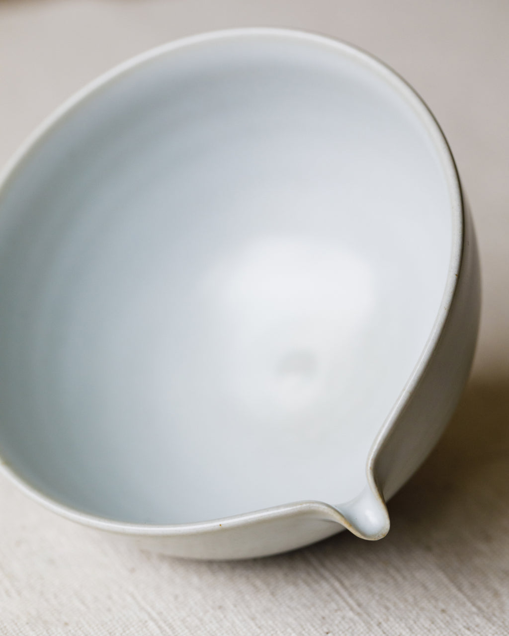 "Chawan" Sateen Porcelain underside, unglazed foot ring, Jingdezhen clay body, Wang Xinghua