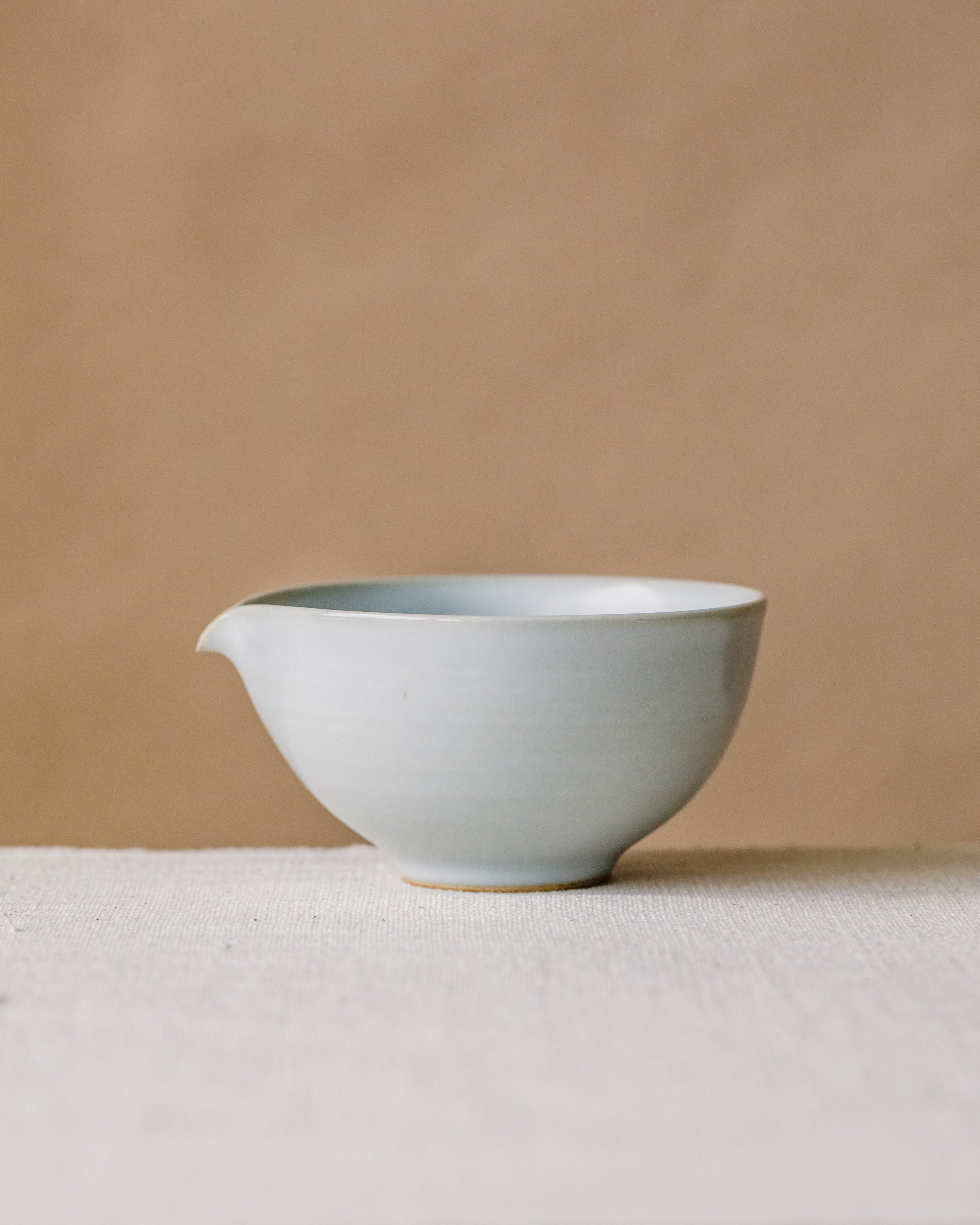 "Chawan" Sateen Porcelain, handcrafted matcha latte bowl by Wang Xinghua, Jingdezhen, silky sateen glaze