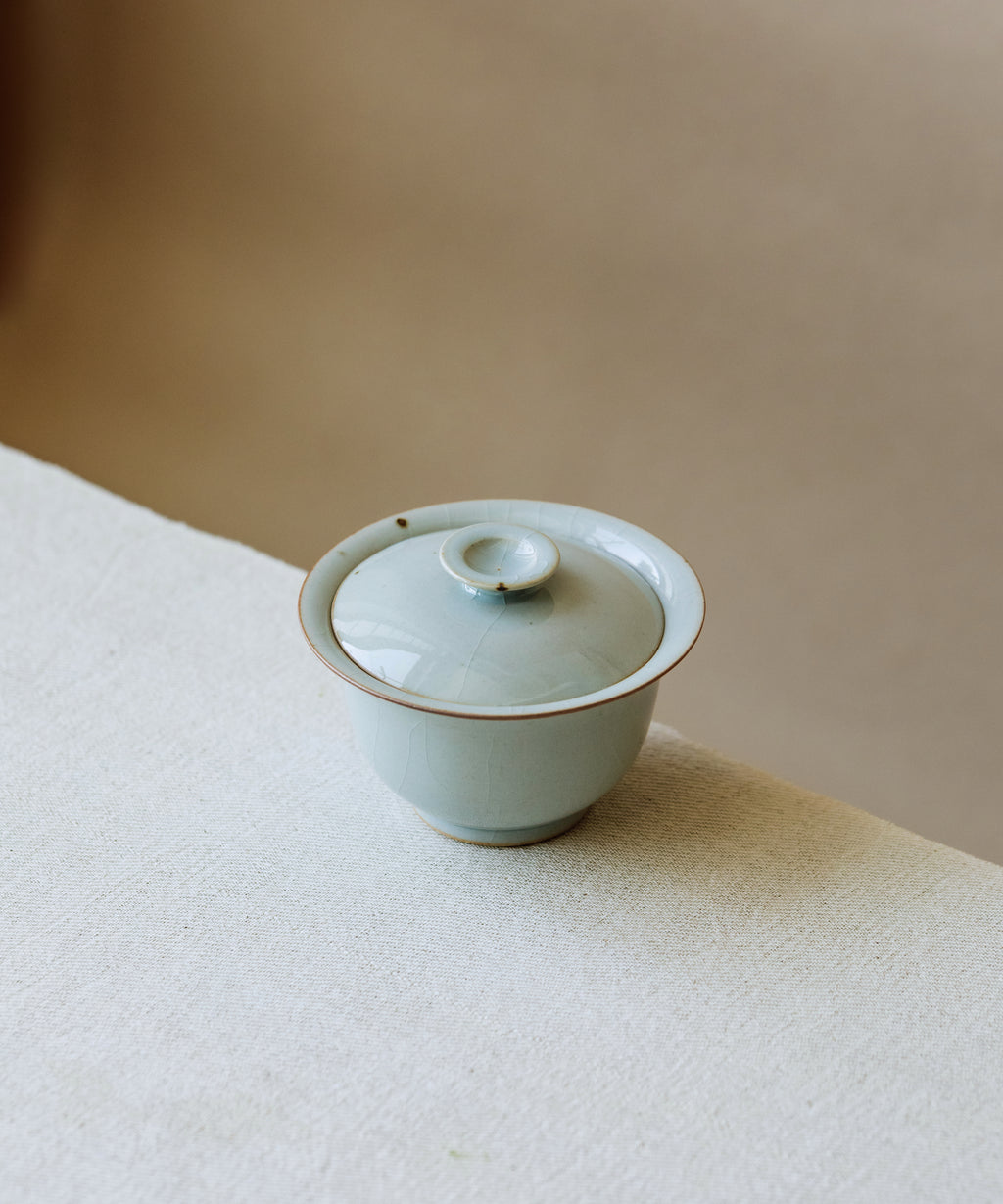 Gaiwan Celadon Ice in hand, cool shiny celadon surface, Wang Xinghua gongfu teaware, Jingdezhen