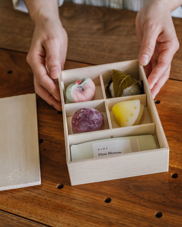 Tea & Wagashi Box: Spring